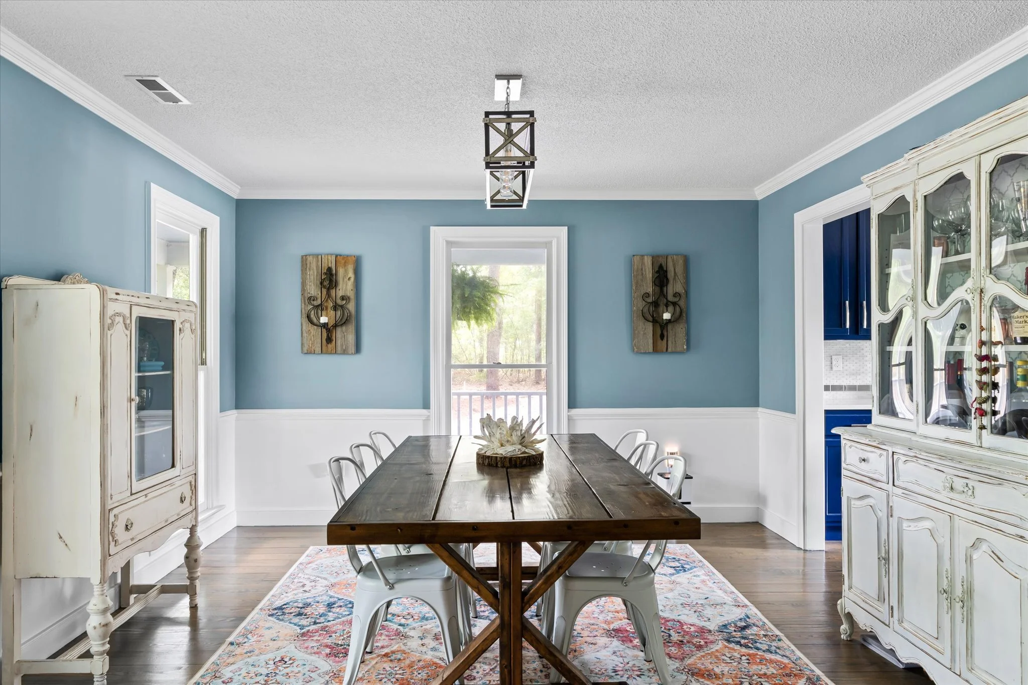 06-Dining Room.jpg
