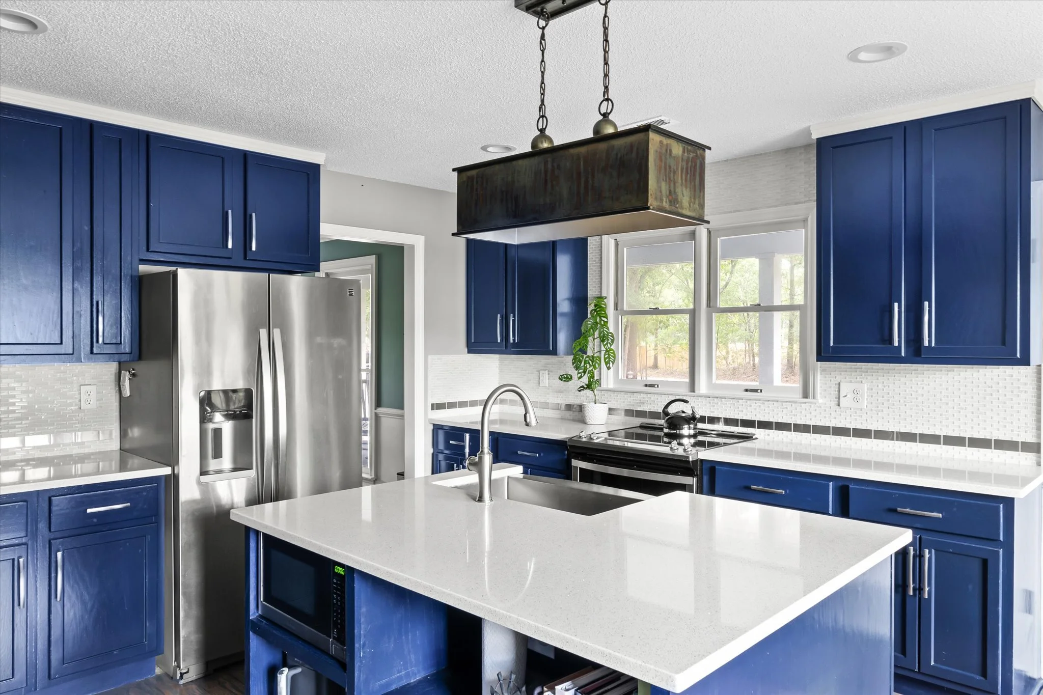 08-Kitchen.jpg