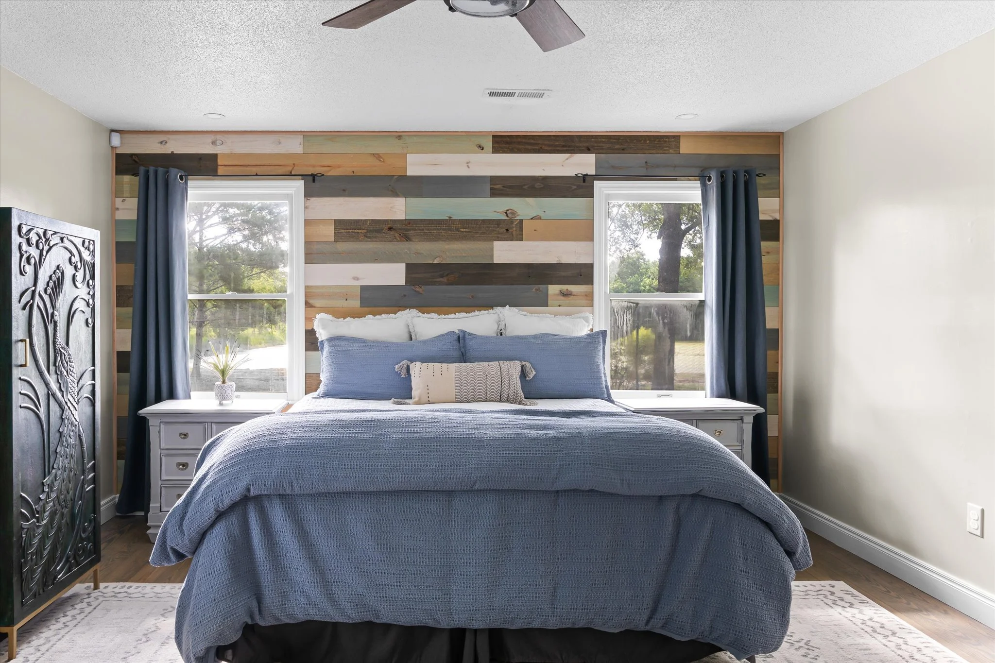 19-Master Bedroom.jpg