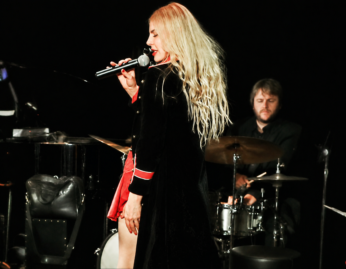 meghan-monroe-tour-hero-full.png