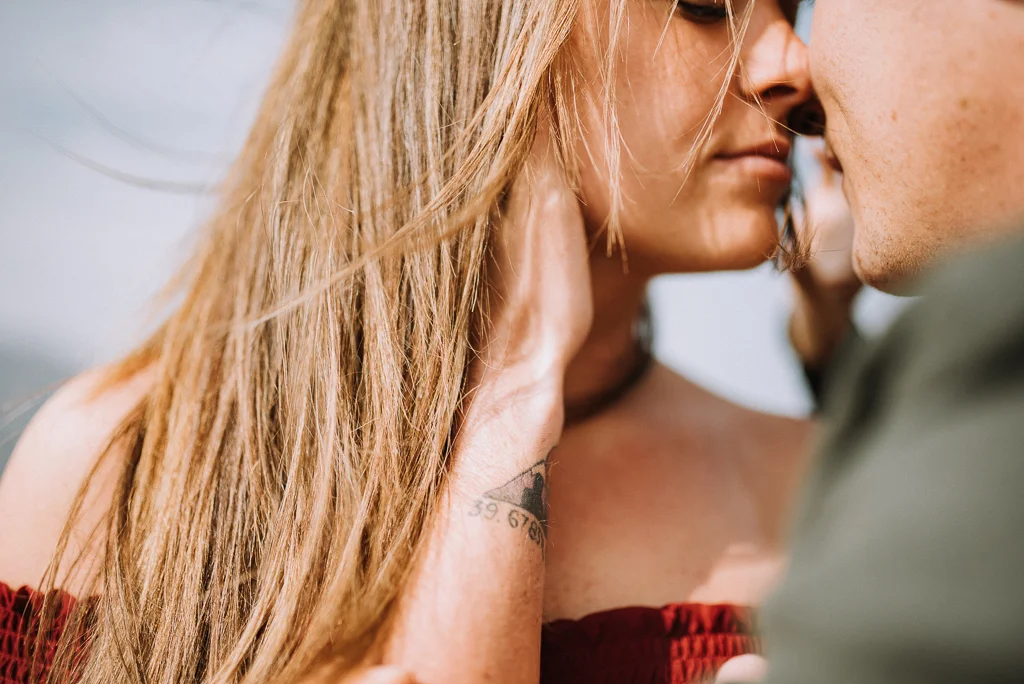  Colorado Mountain weddings and elopements. Destination elopement and wedding photographer for Colorado, California, Iceland, Hawaii, and PNW. 