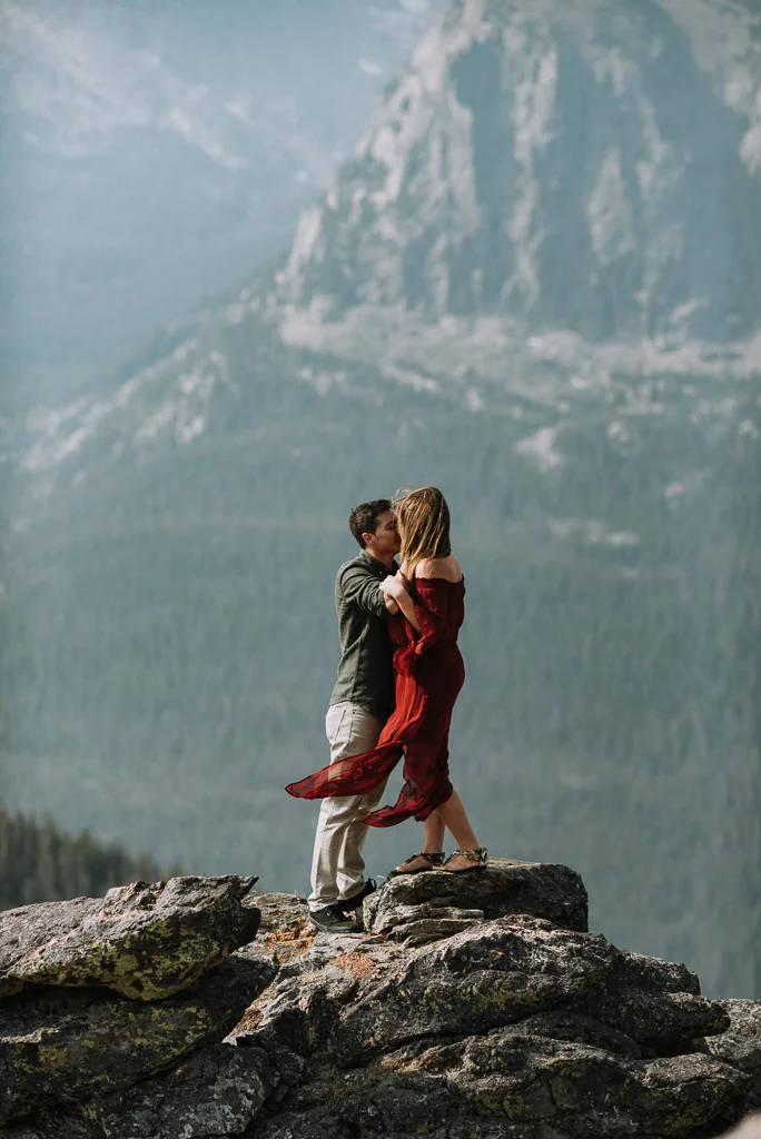  Colorado adventure elopement photographer. Denver, Colorado wedding photographer. 