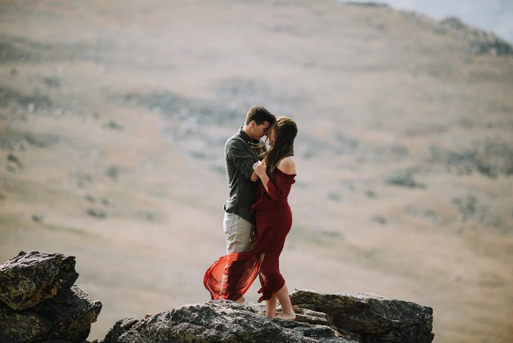  Colorado is the perfect place for a mountain, destination wedding in places like Keystone, Breckenridge, Loveland, Rocky Mountain National Park, Telluride, or Durango! Alyssa Reinhold is a Denver, Colorado wedding and elopement photographer available for travel worldwide. 