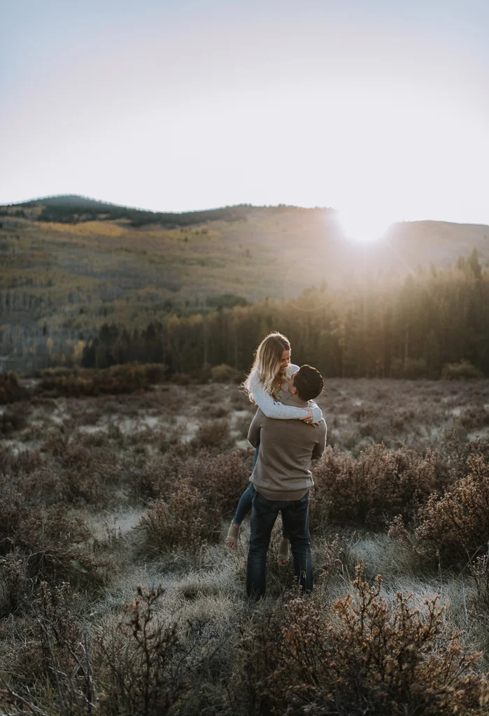  Intimate wedding photographer. Mountain elopement photographer. Adventure wedding photographer. Colorado wedding photographer. Colorado elopement photographer. Destination wedding photographer. Denver wedding photographer. 
