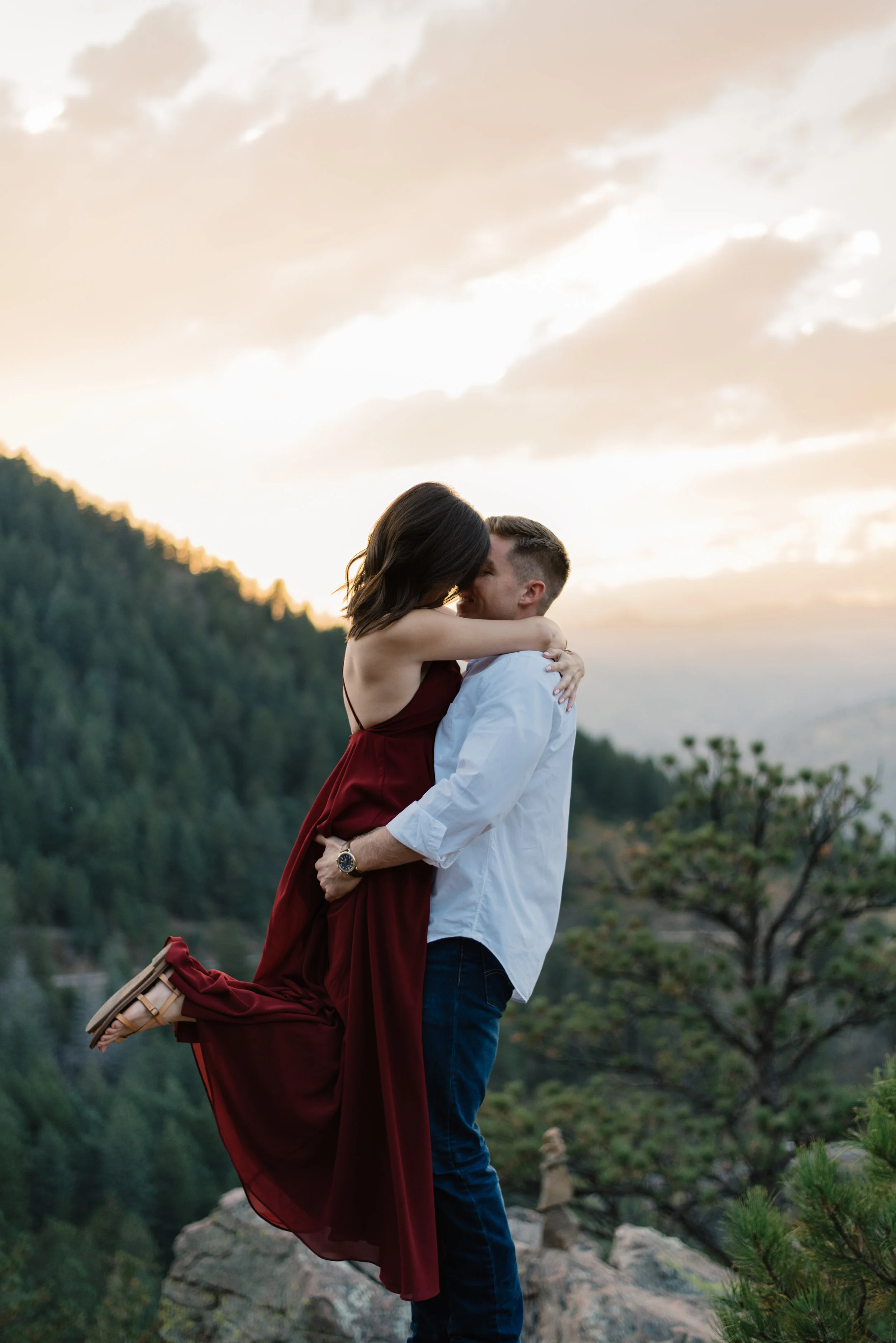  Destination wedding & elopement photographer based in Denver, Colorado. 