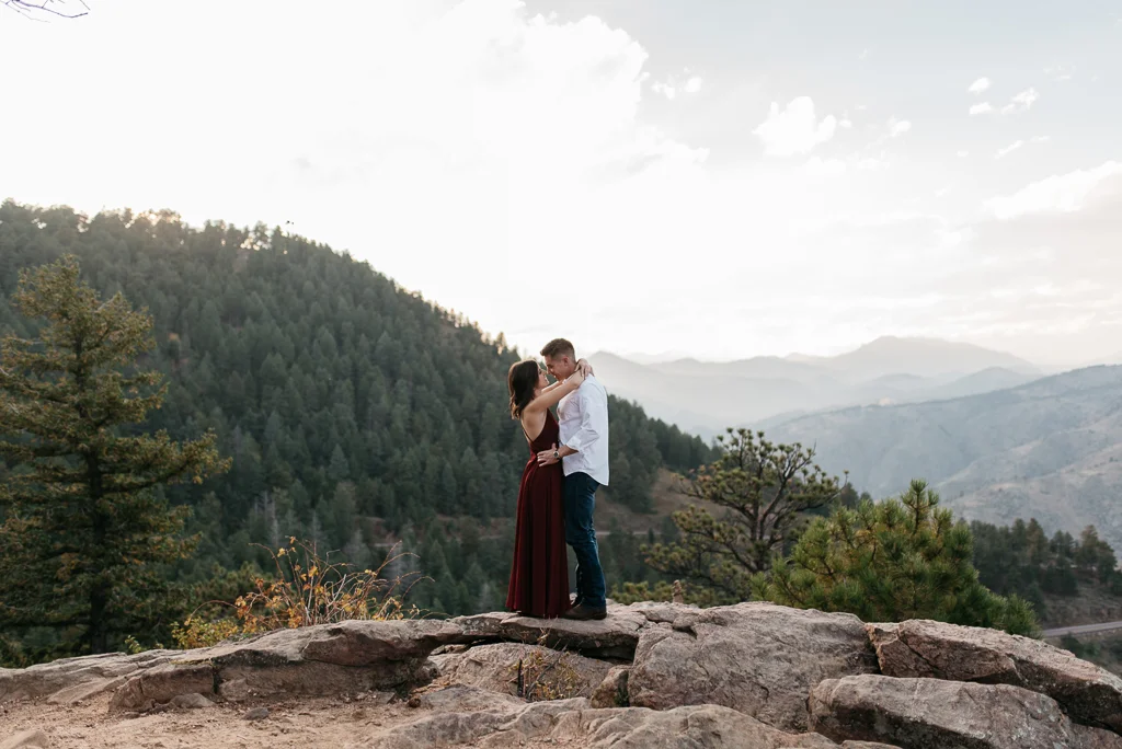 A LOOKOUT MOUNTAIN GOLDEN, COLORADO COUPLES SESSION 