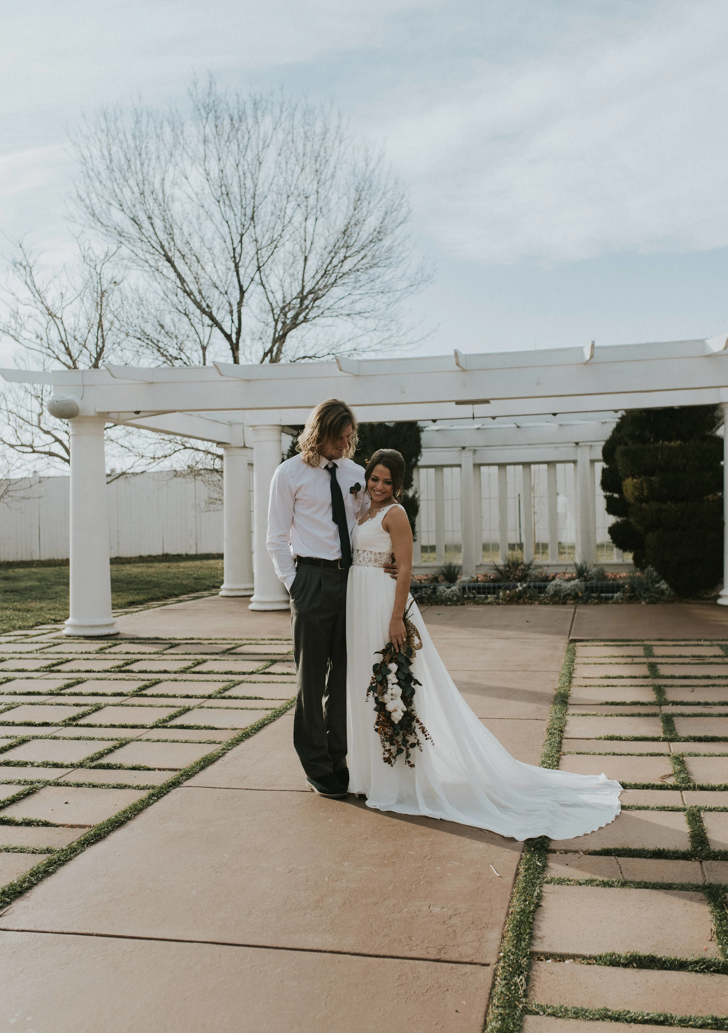  Intimate rustic wedding at the Dove House in Lafayette, Colorado. Colorado wedding photography at the Lionsgate Event Center 
