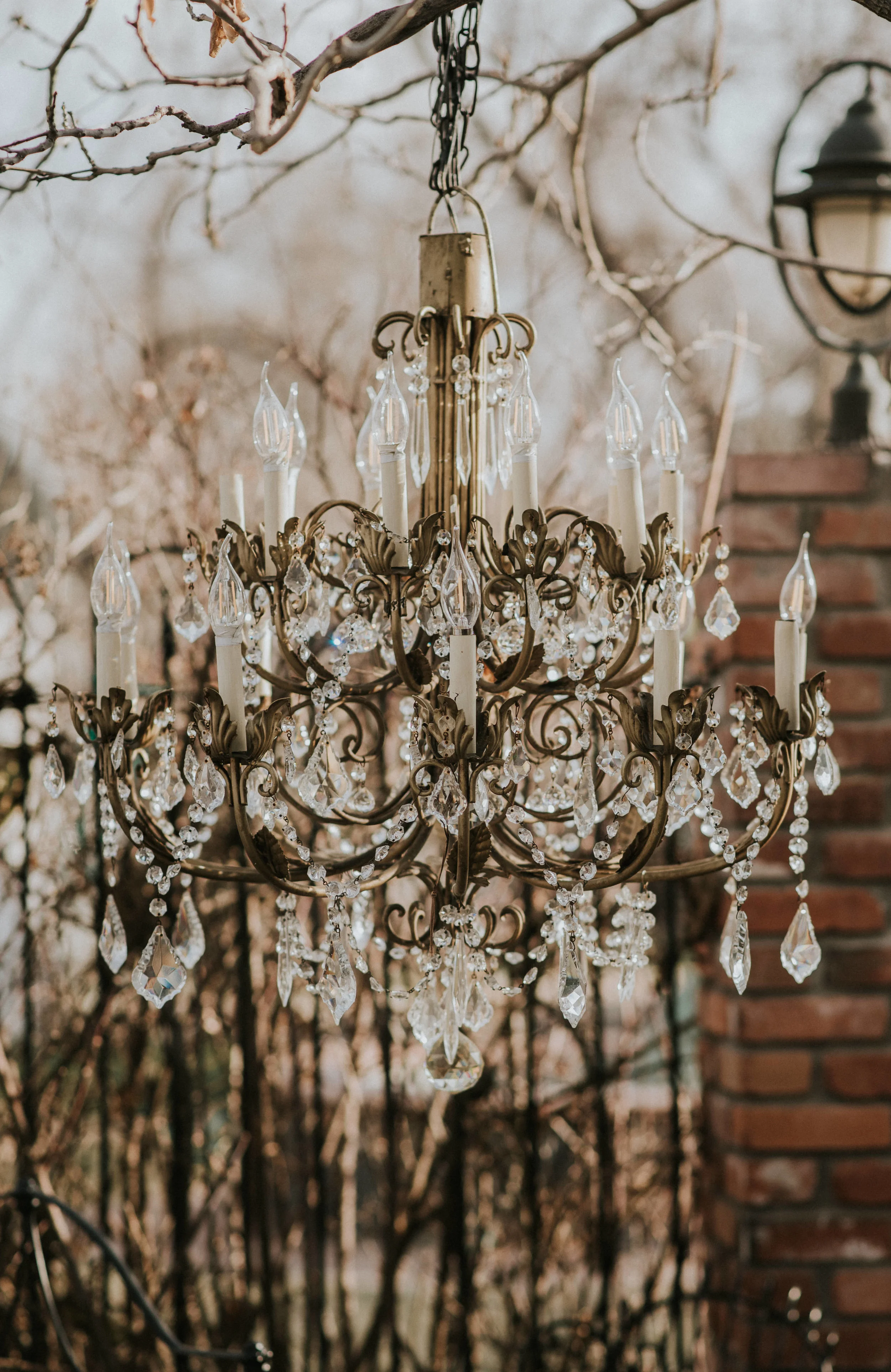  Rustic wedding in the Chandelier Barn at Lionsgate Event Center in Lafayette, Colorado 