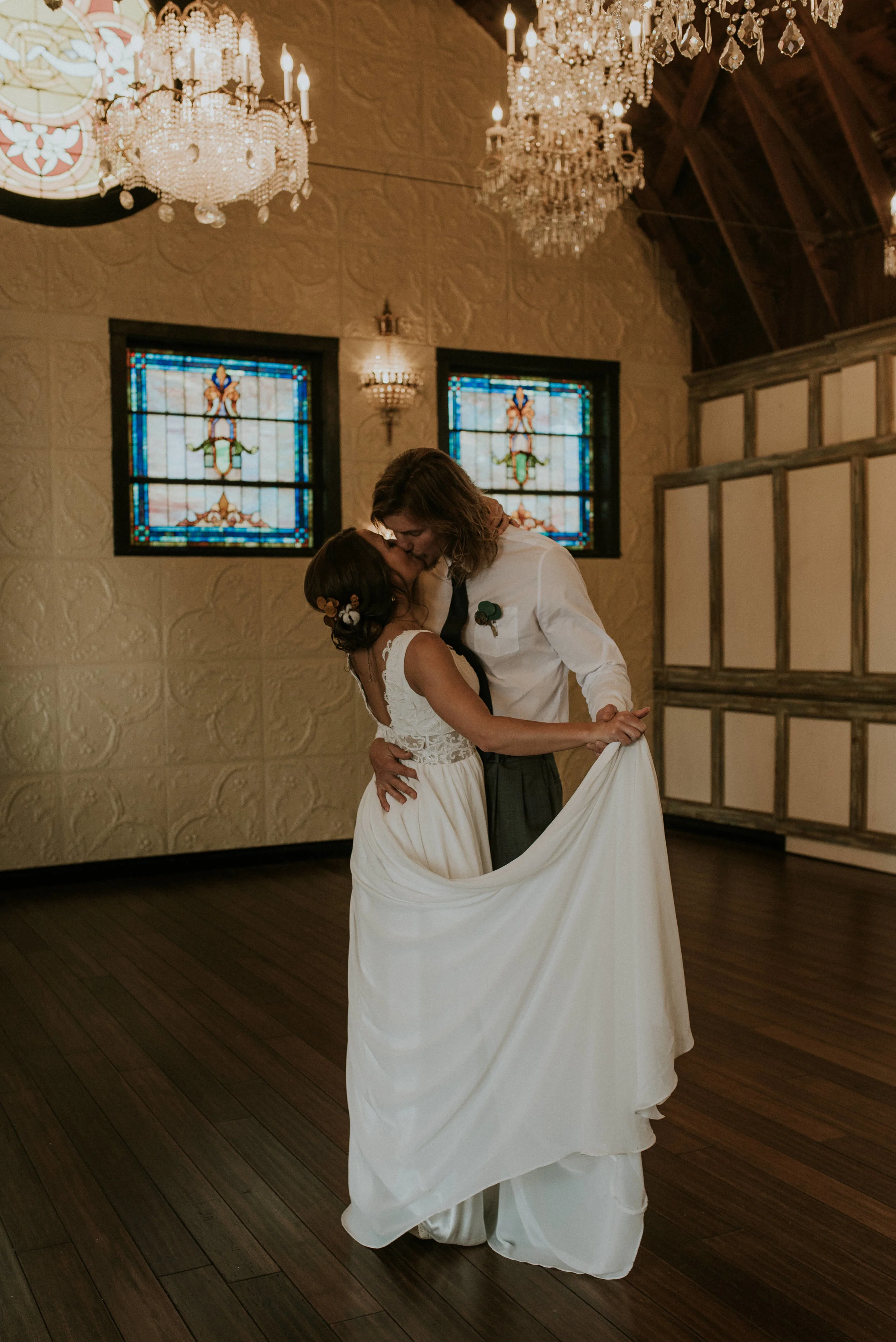  Colorado wedding photographer based in Denver 