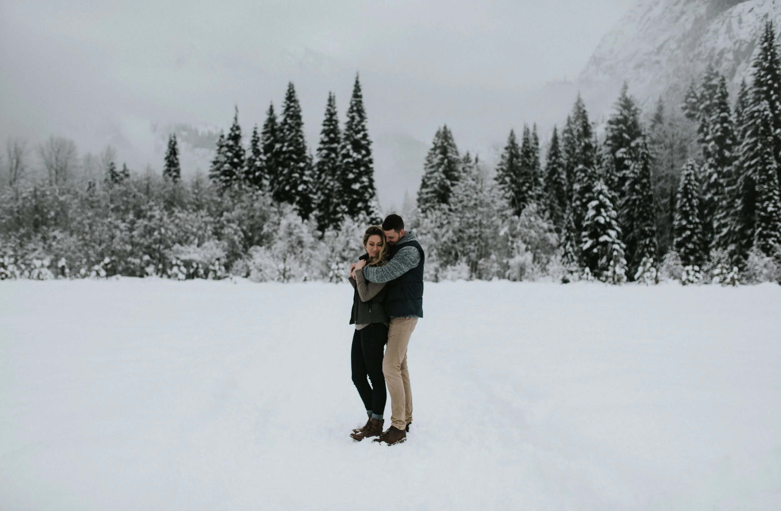  North Cascades National Park adventure engagement session. Destination adventure wedding photographer. 