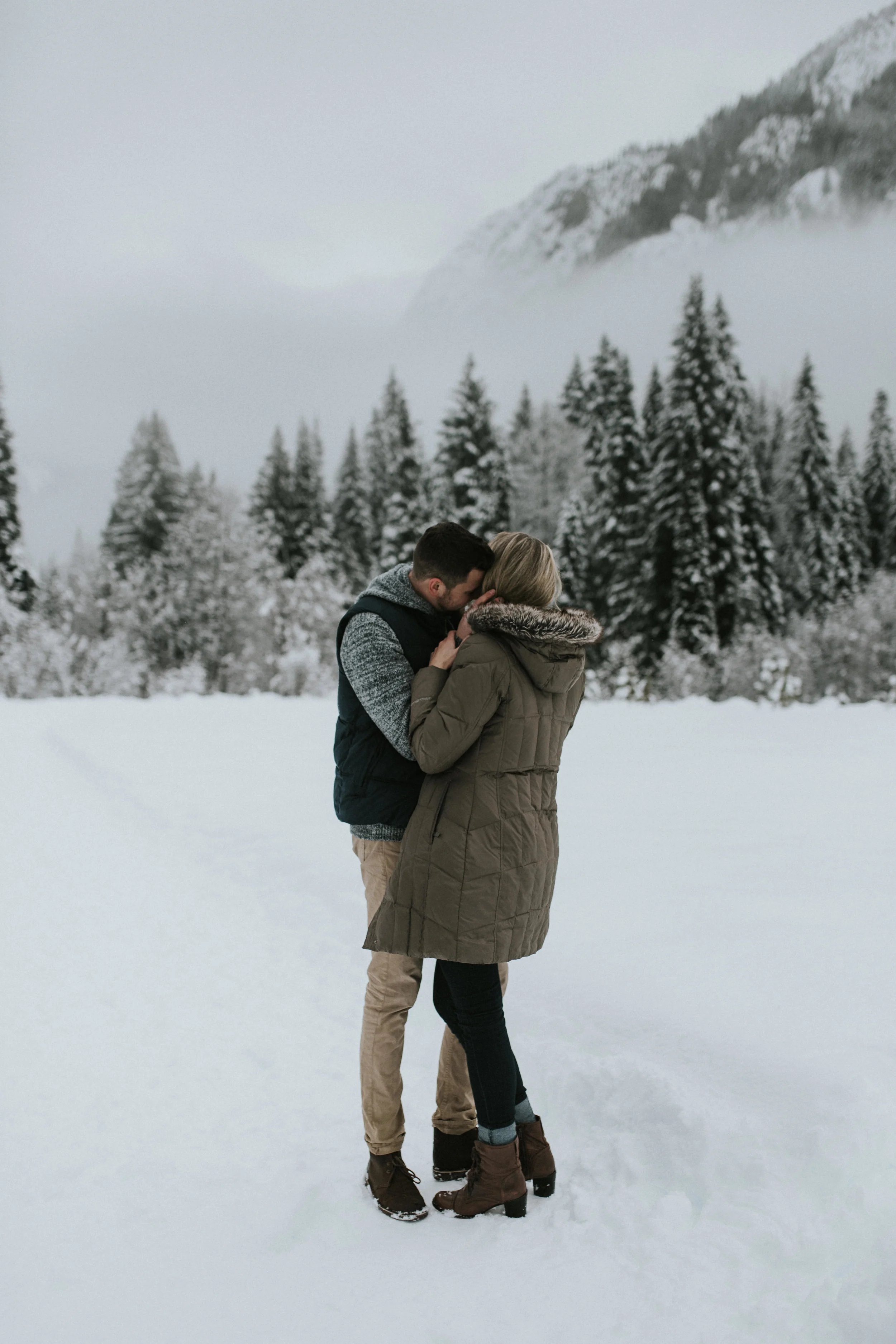  Winter engagement session in the North Cascades. 