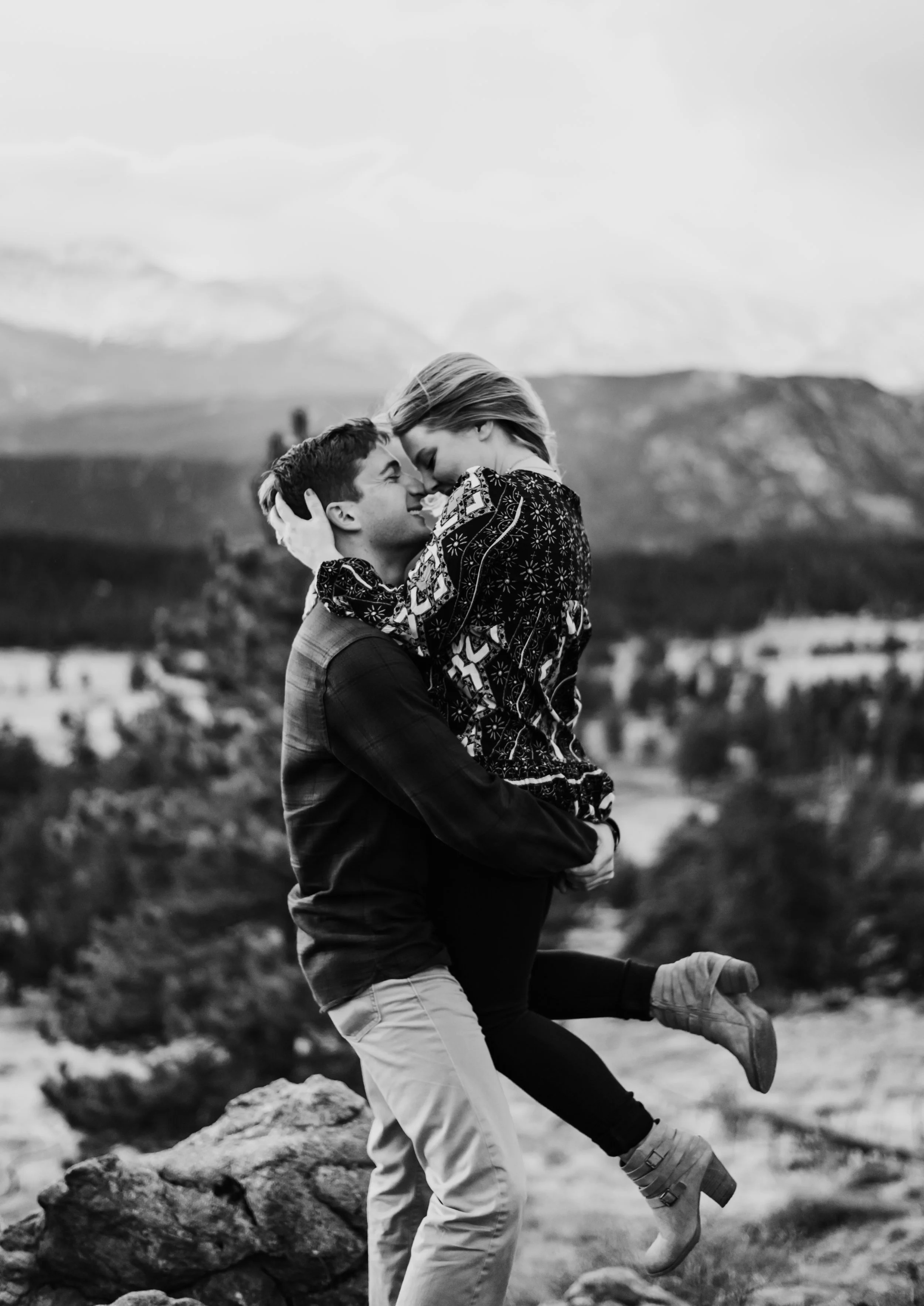  Denver, Colorado based documentary wedding photographer 