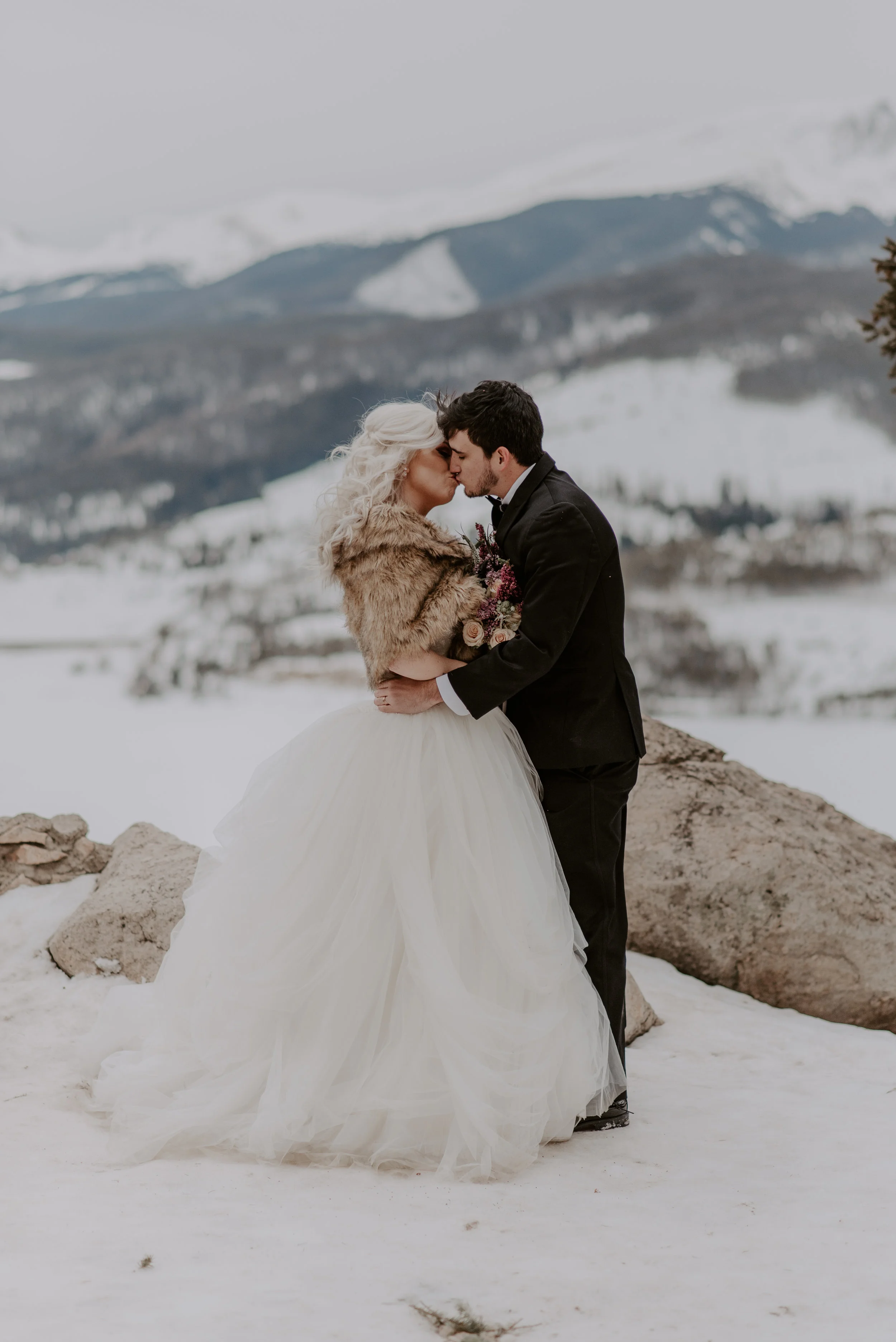  Destination adventure elopement at Sapphire Point in Colorado. 