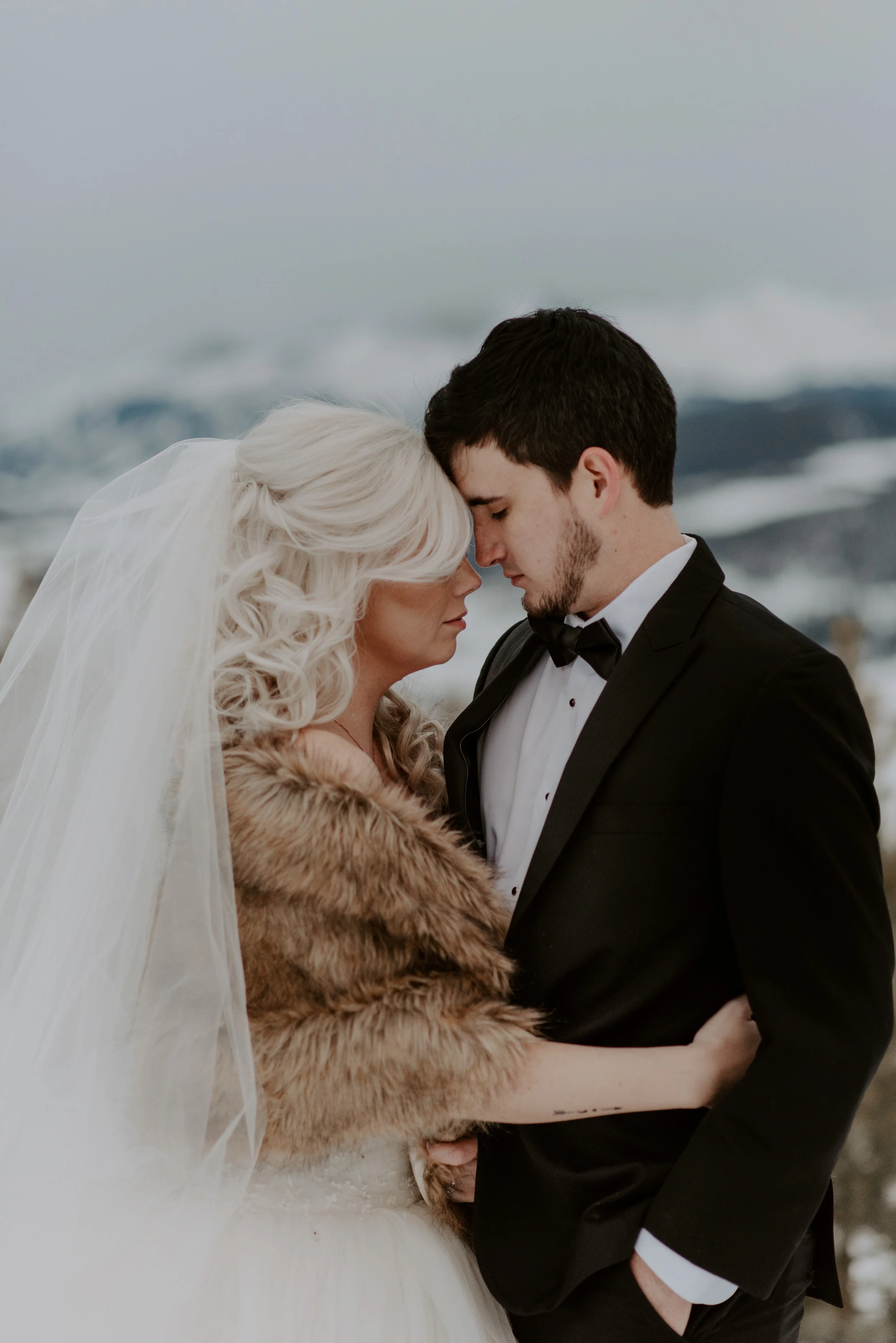  Colorado Sapphire Point wedding and elopement photographer. 