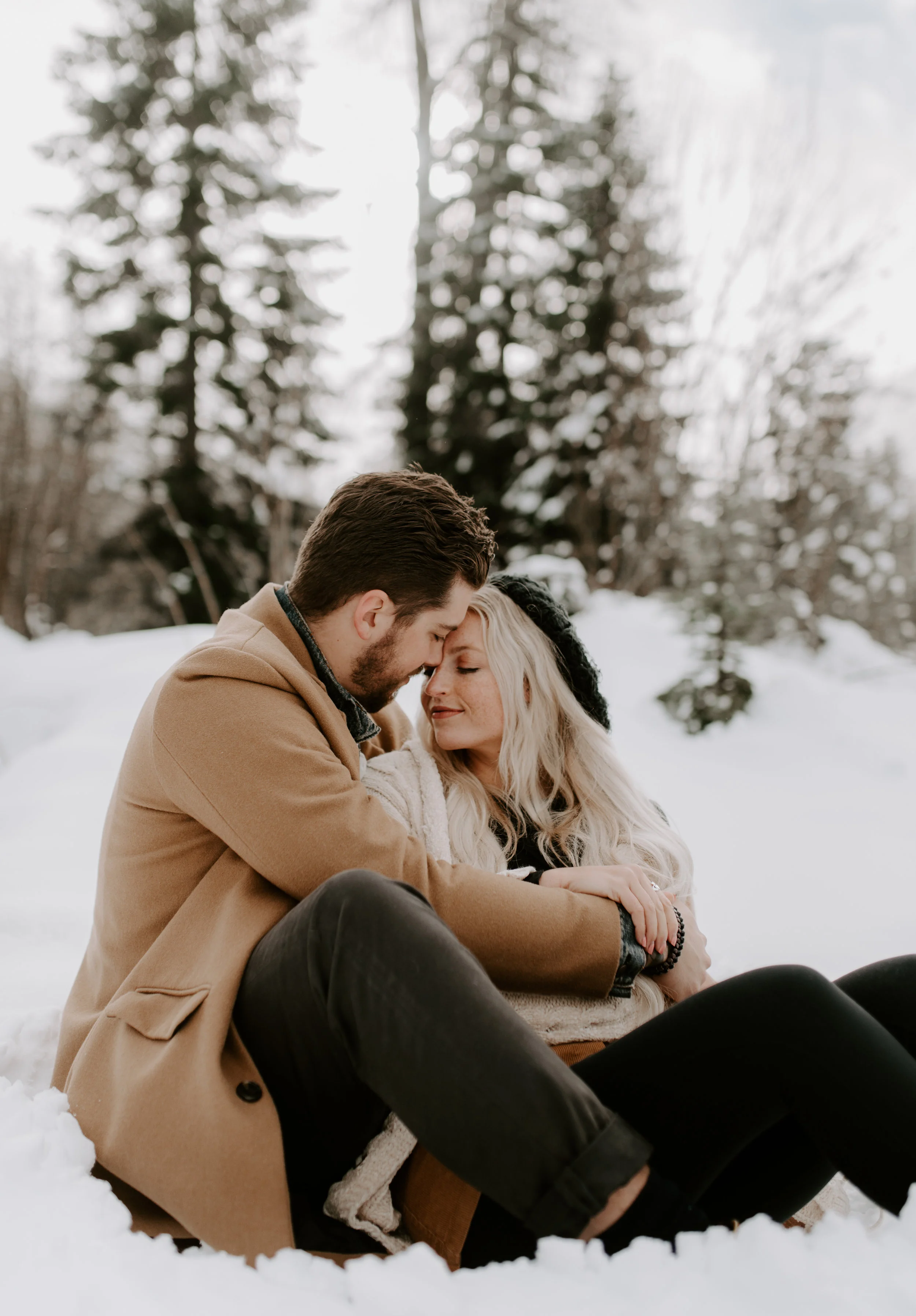  Washington engagement session in Leavenworth. Washington mountain wedding and elopement photographer. 