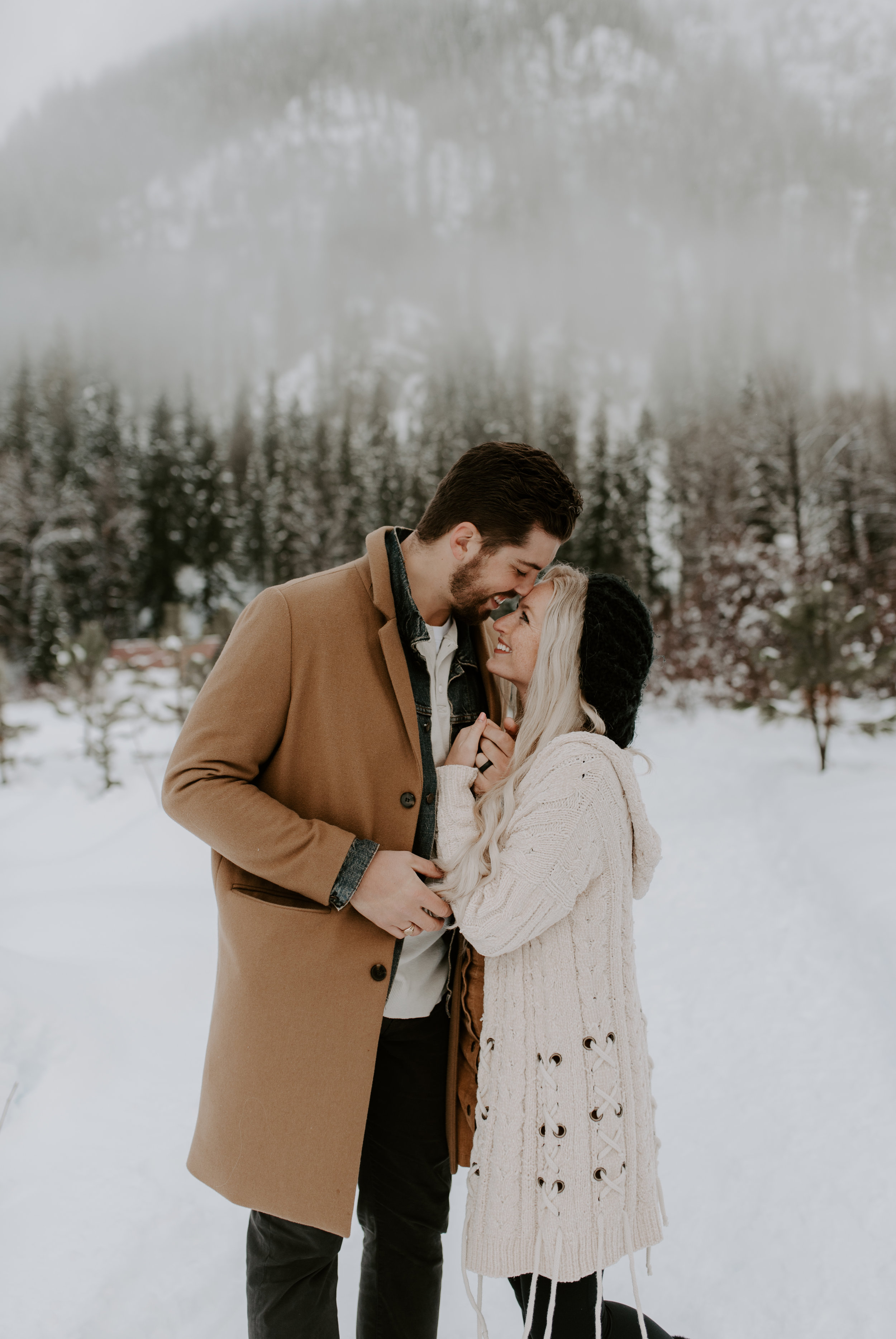  Washington and PNW elopement & wedding photographer. 