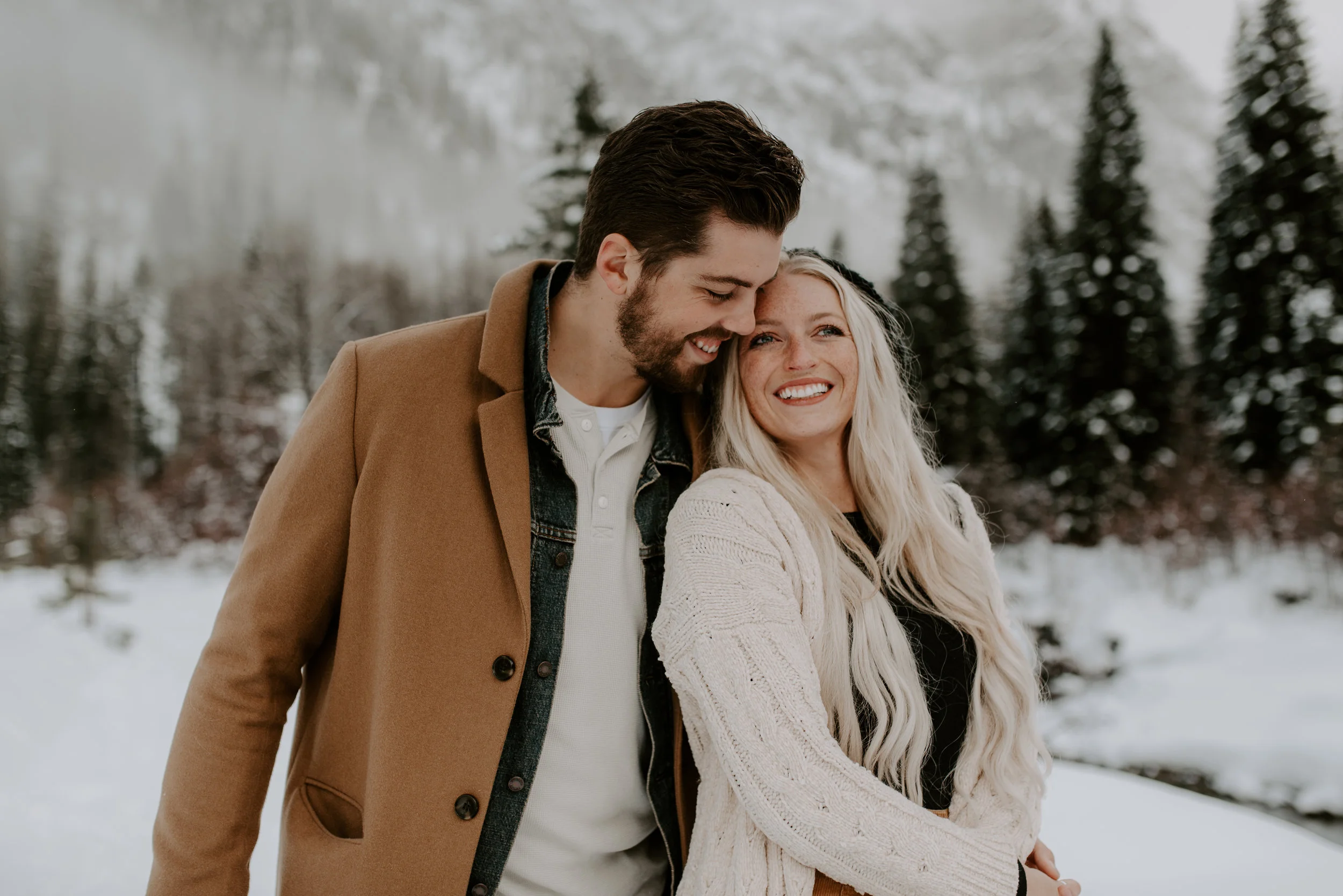  Leavenworth, Washington adventure engagement session. 