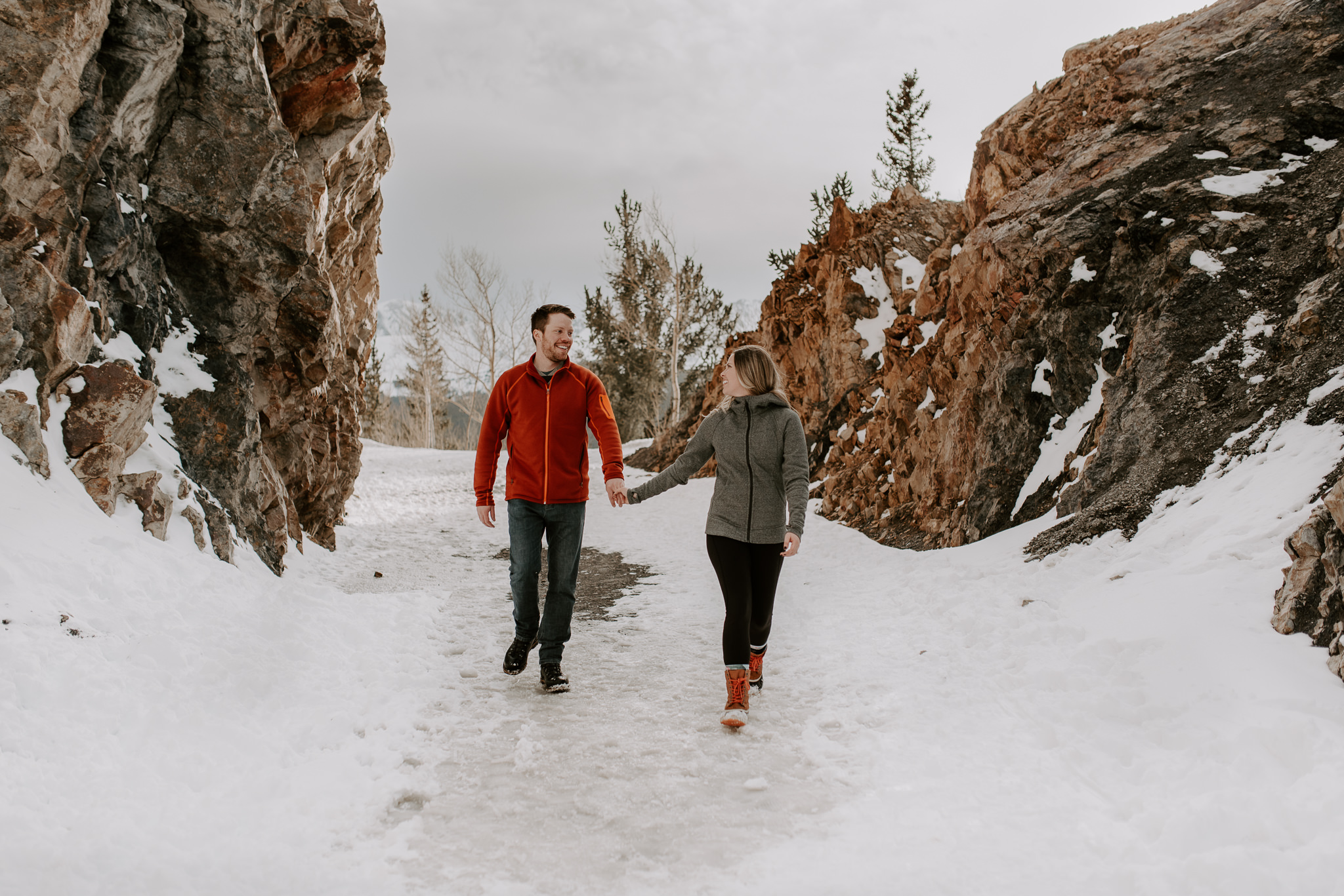  Destination mountain wedding photographer based in Colorado. 