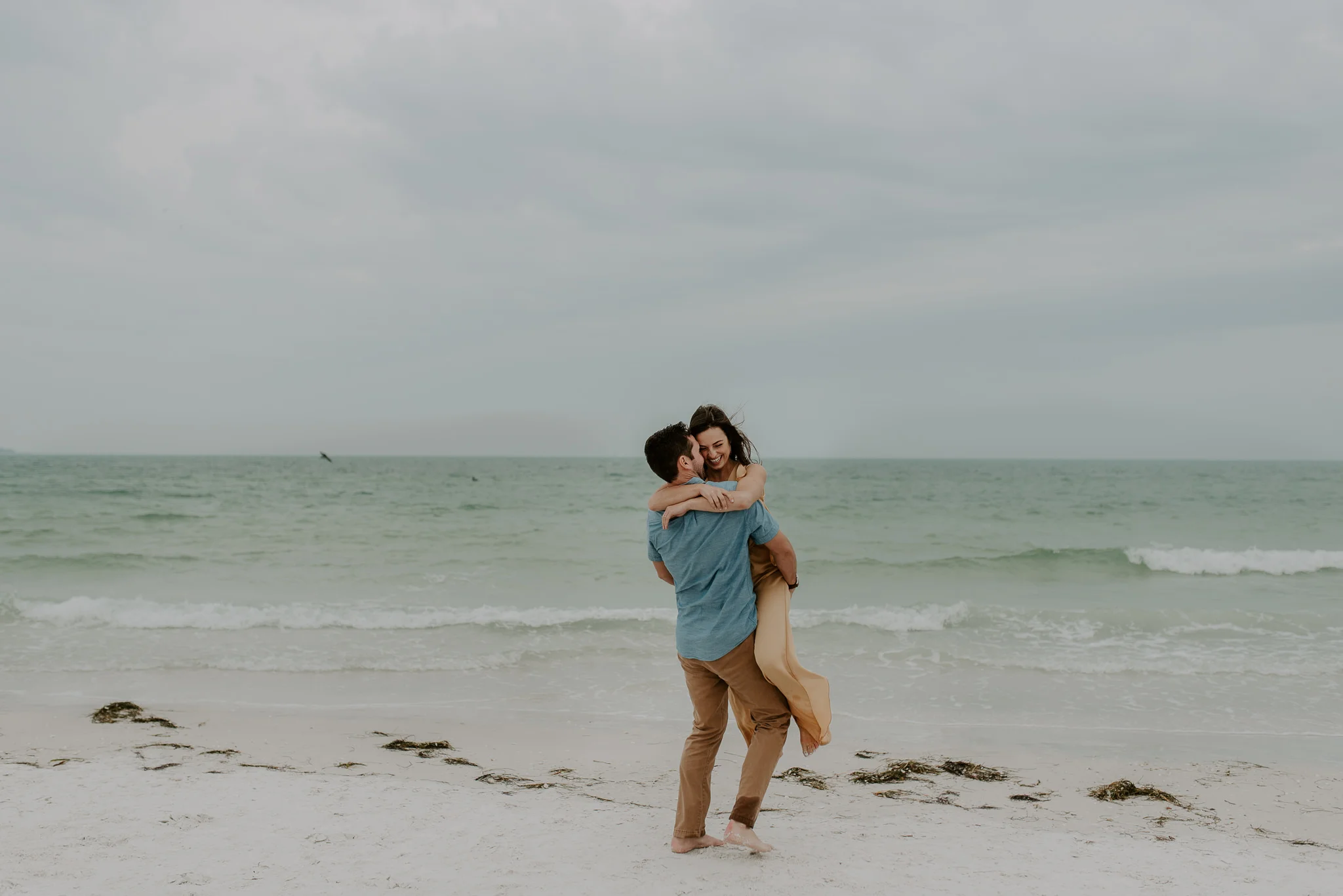  Florida engagement session photographer. Fort De Soto engagement photos. 