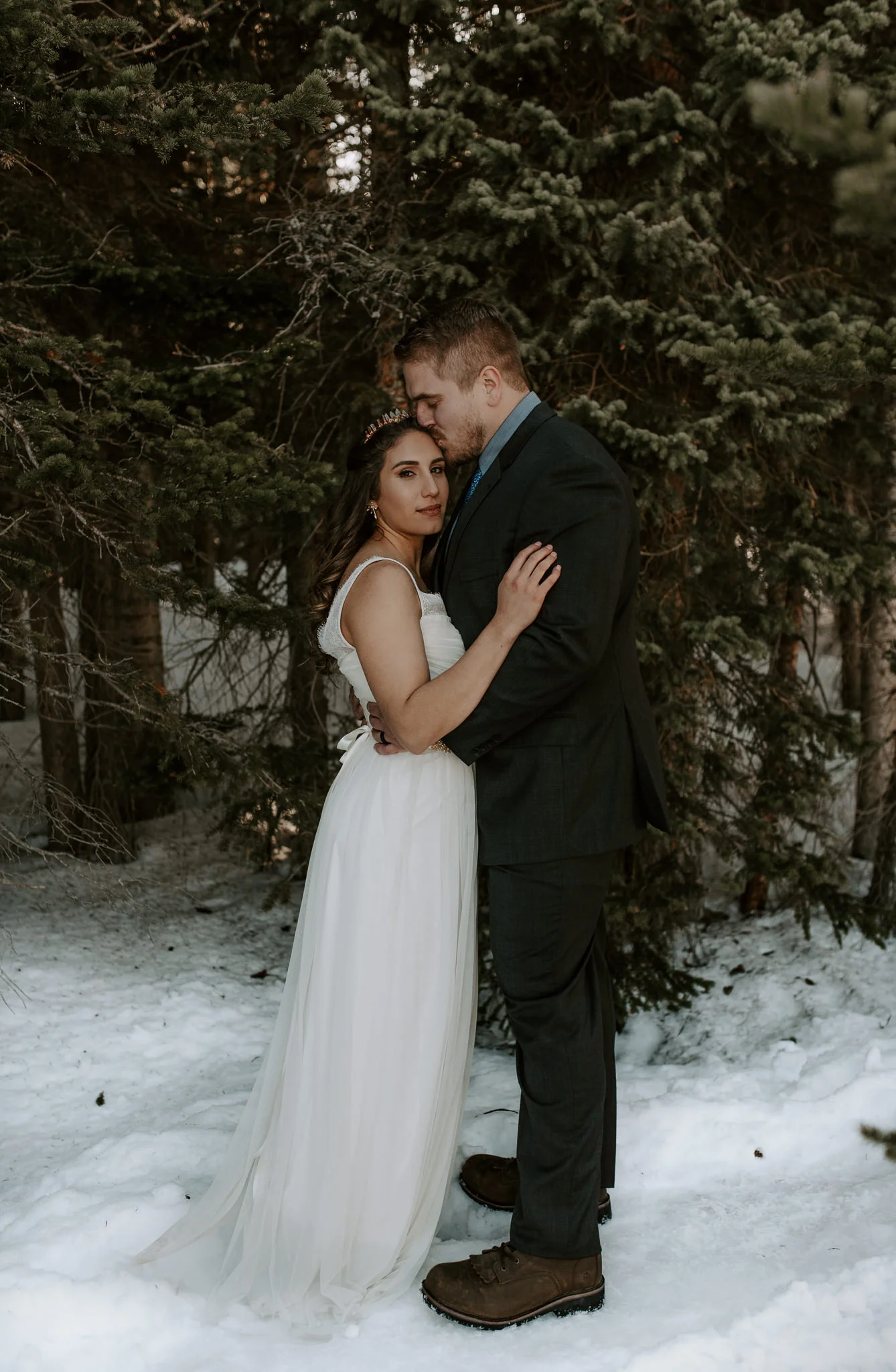  Hiking adventure elopement photographer in Colorado 
