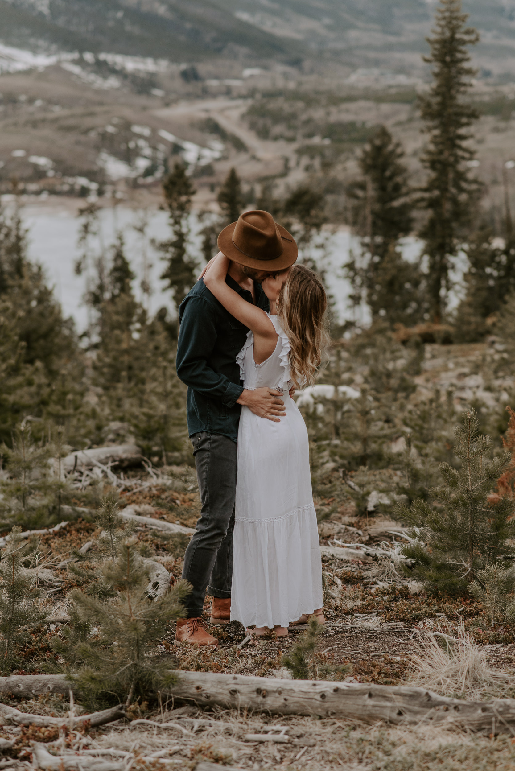  Colorado based elopement and wedding photographer 