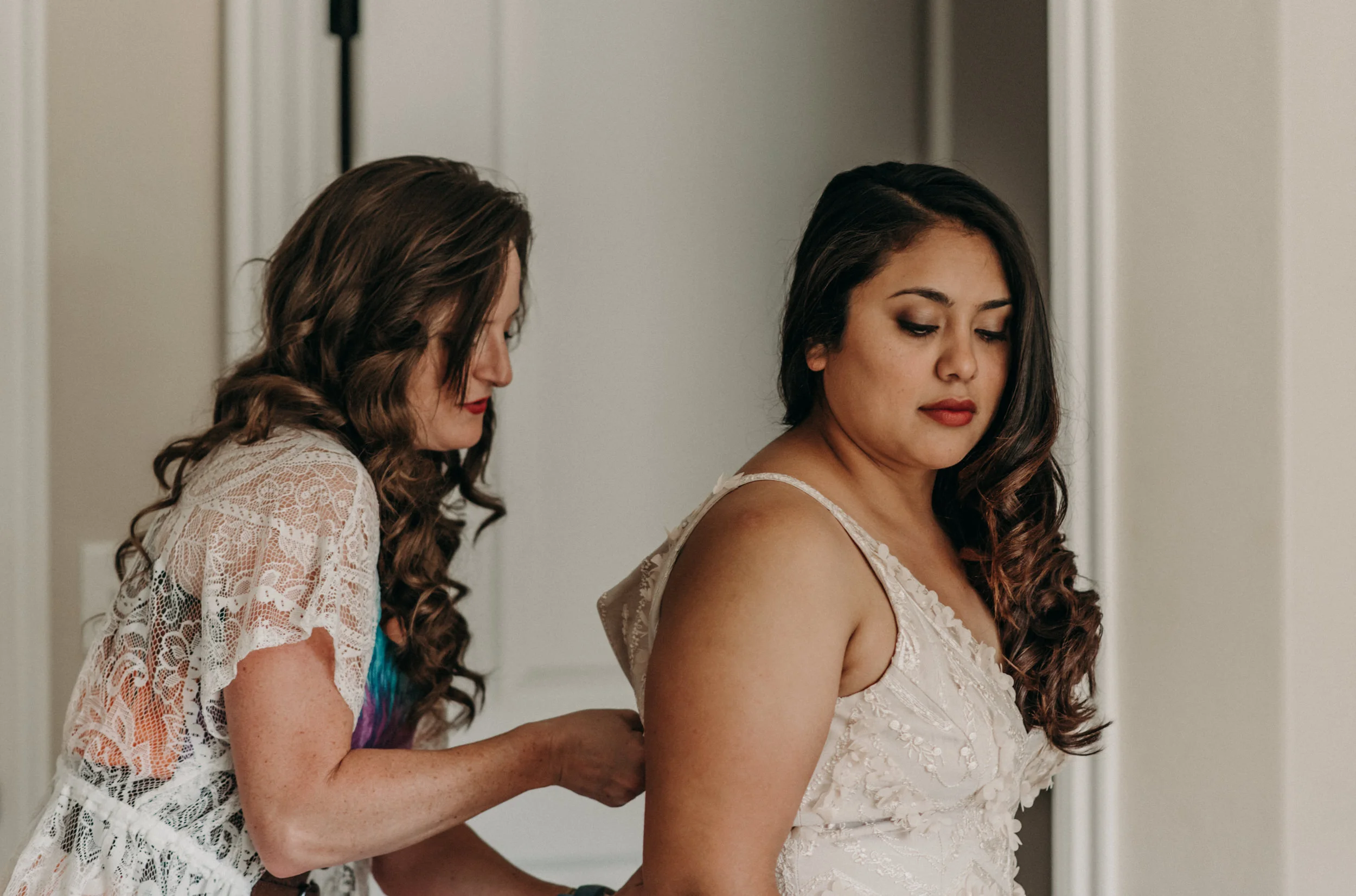  Moab wedding photographer. Intimate wedding in Arches. 