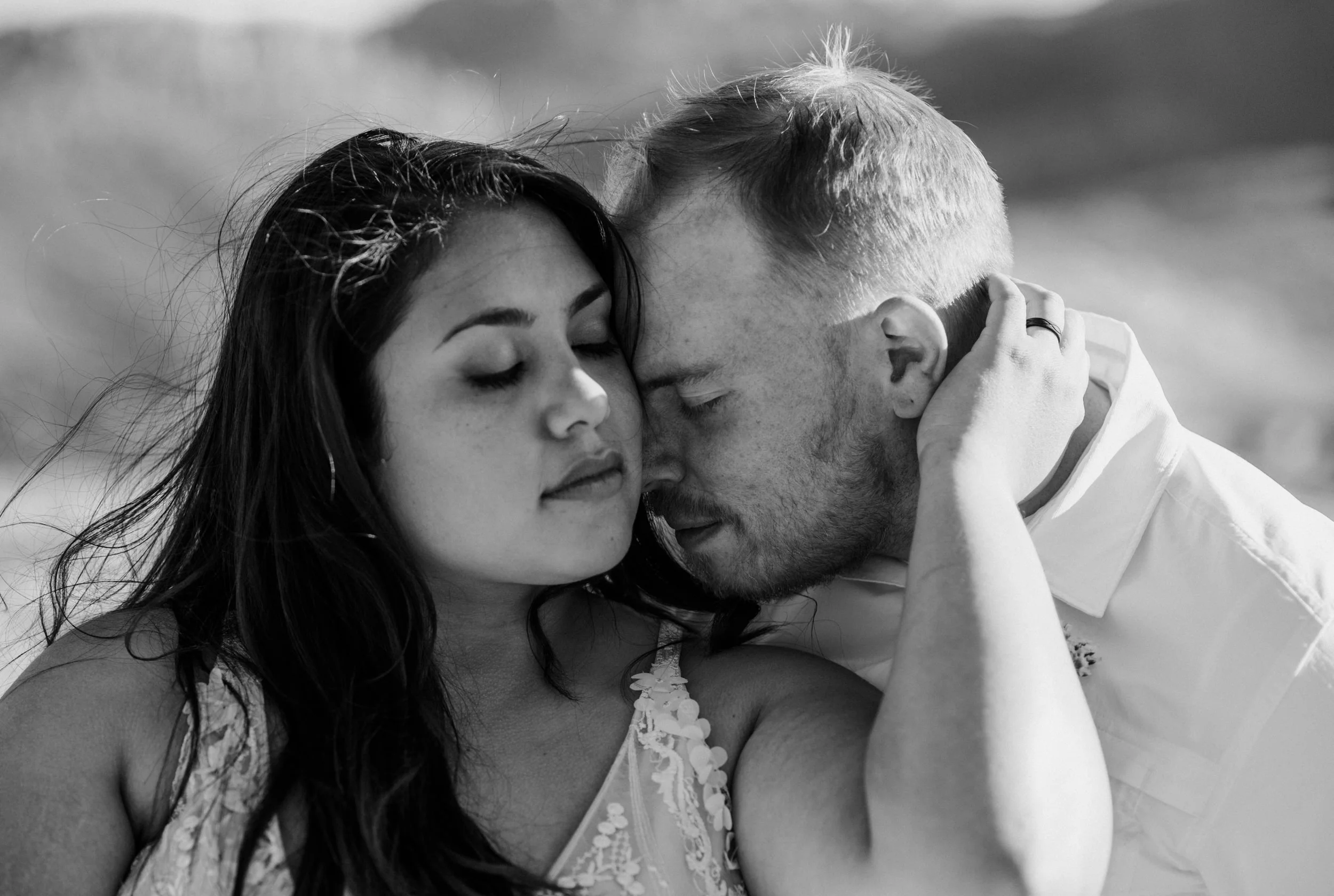  Arches National Park elopement photographer. Delicate Arch wedding. 