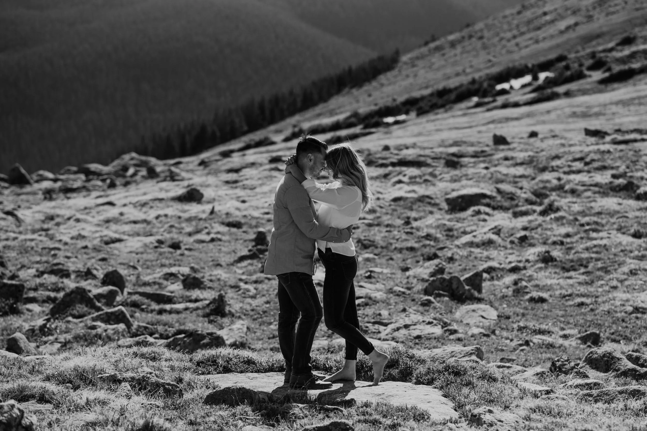  Destination elopement in Colorado. Denver wedding photographer. 