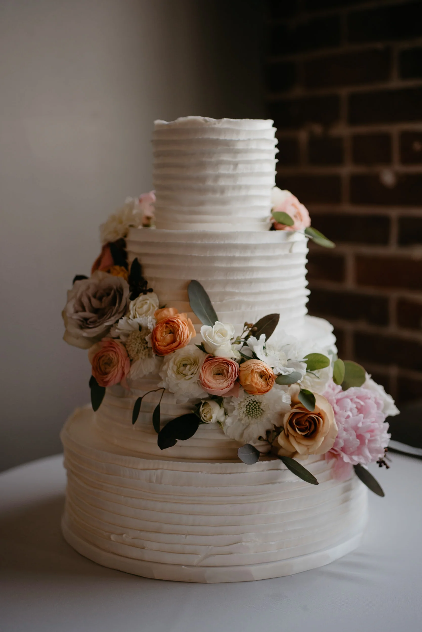  Cake at Denver wedding venue Moss. Colorado wedding photography. 