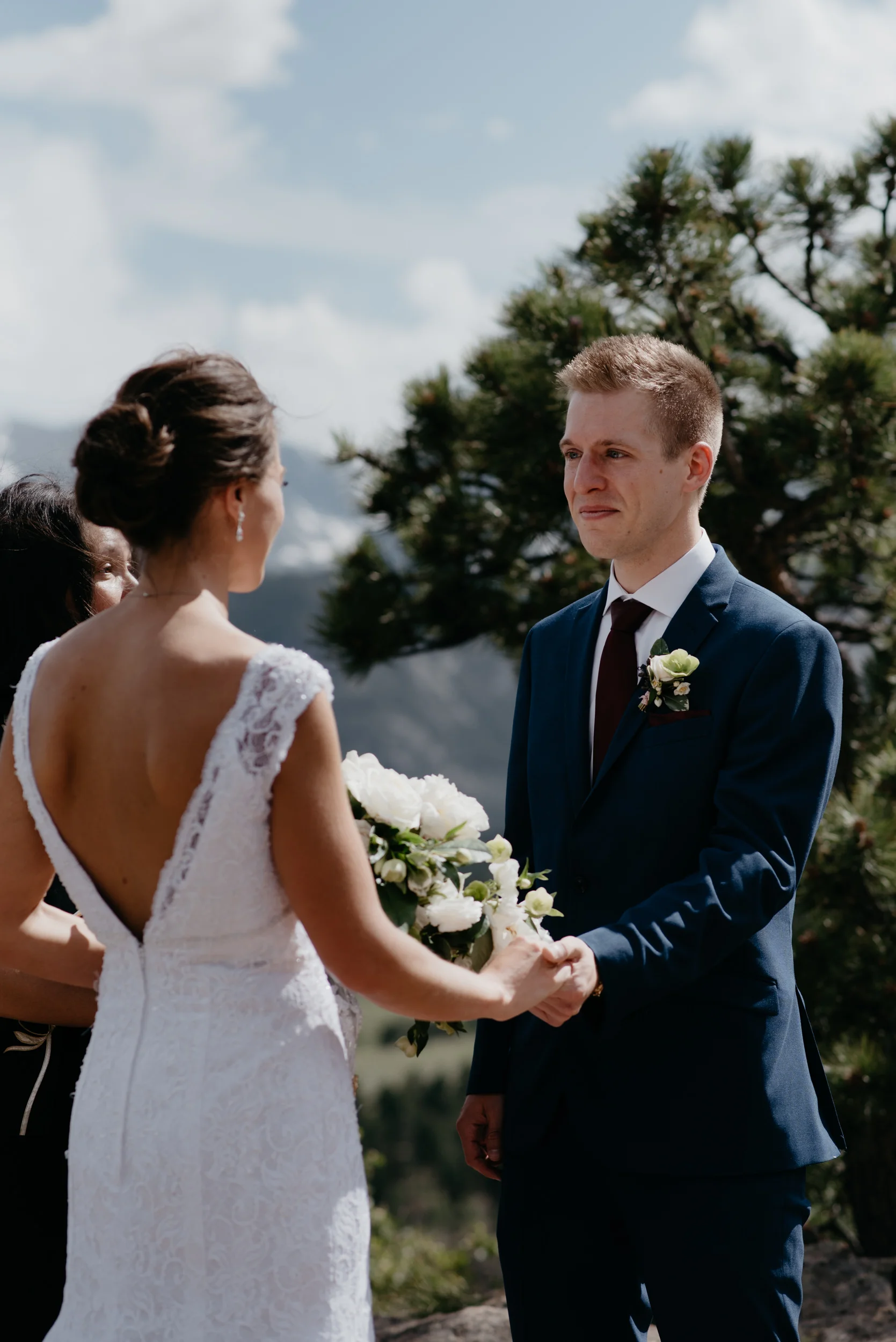  3M Curve wedding ceremony, Rocky Mountain National Park elopement. Colorado wedding photographer. 