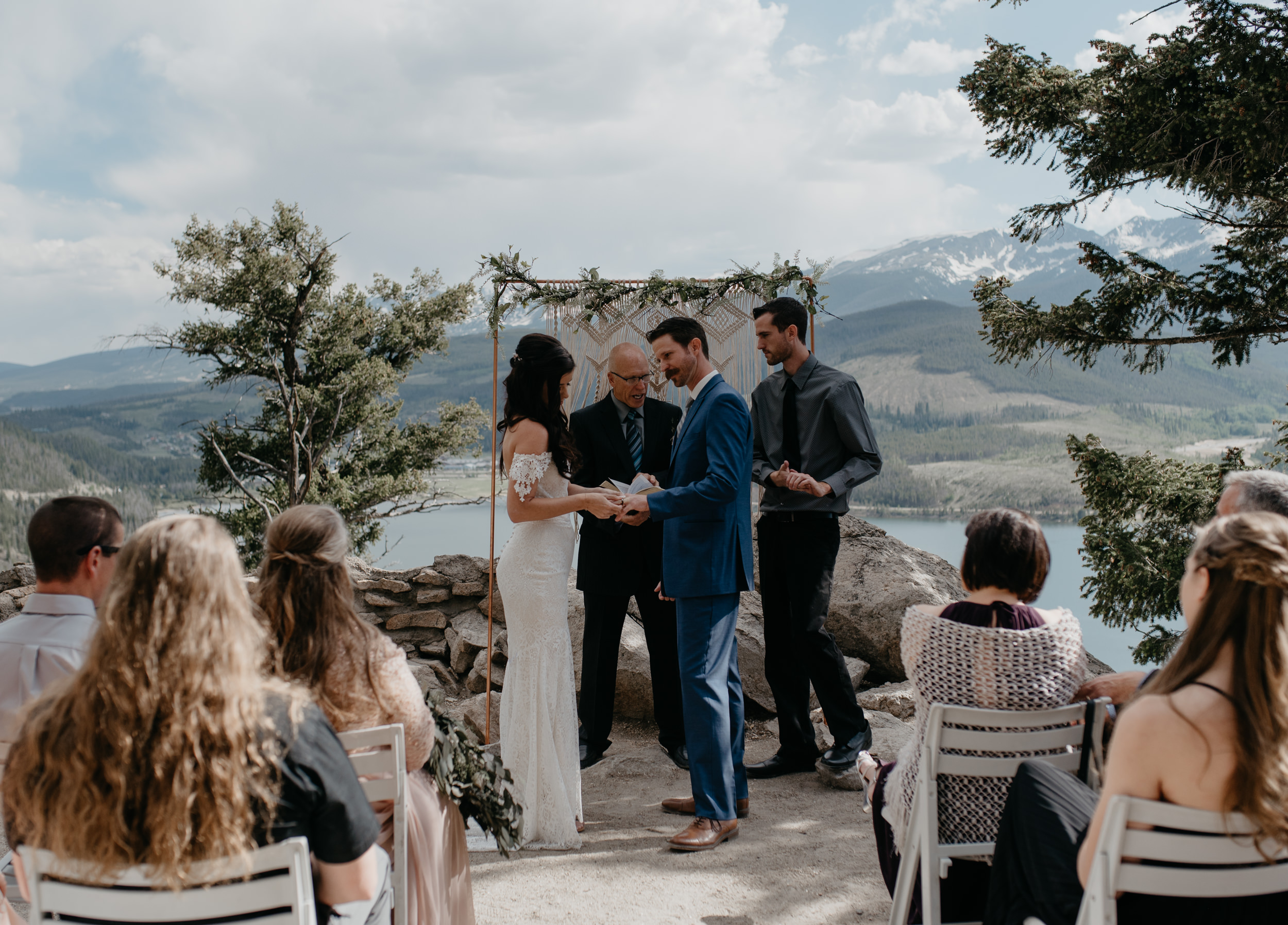  Sapphire Point wedding ceremony in Dillon, Colorado. Colorado elopement and wedding photographer. 