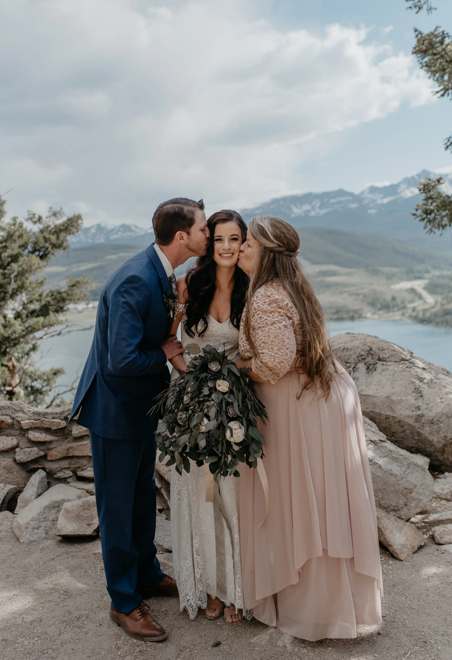  Sapphire Point mountain elopement. Colorado elopement and wedding photographer, Alyssa Reinhold. 