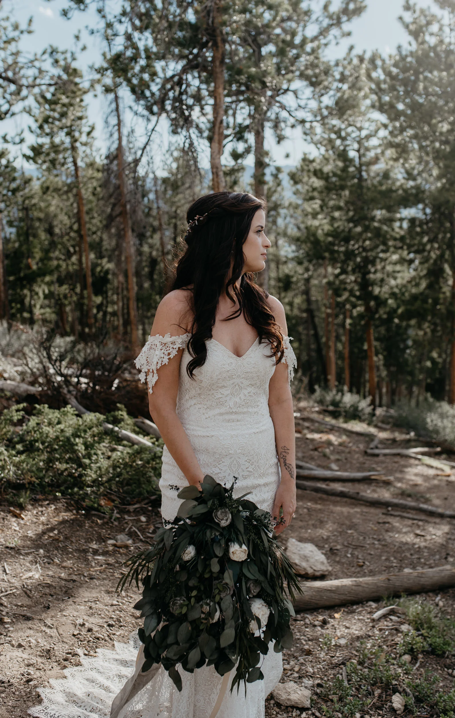  Colorado boho wedding photographer. Wedding at Sapphire Point in Breckenridge, CO. 