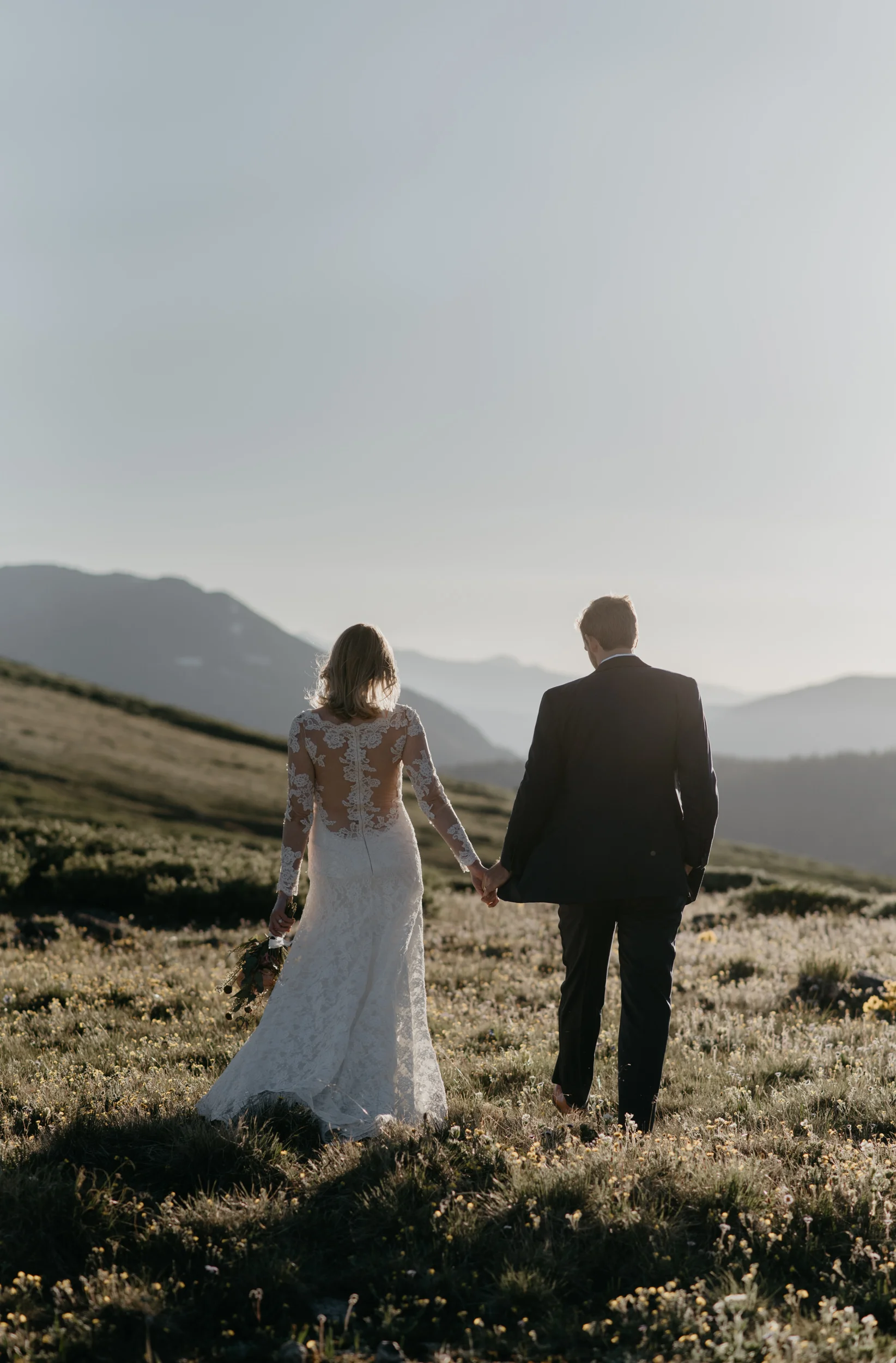  Independence Pass elopement in Aspen, Colorado. Aspen wedding and elopement photographer. 
