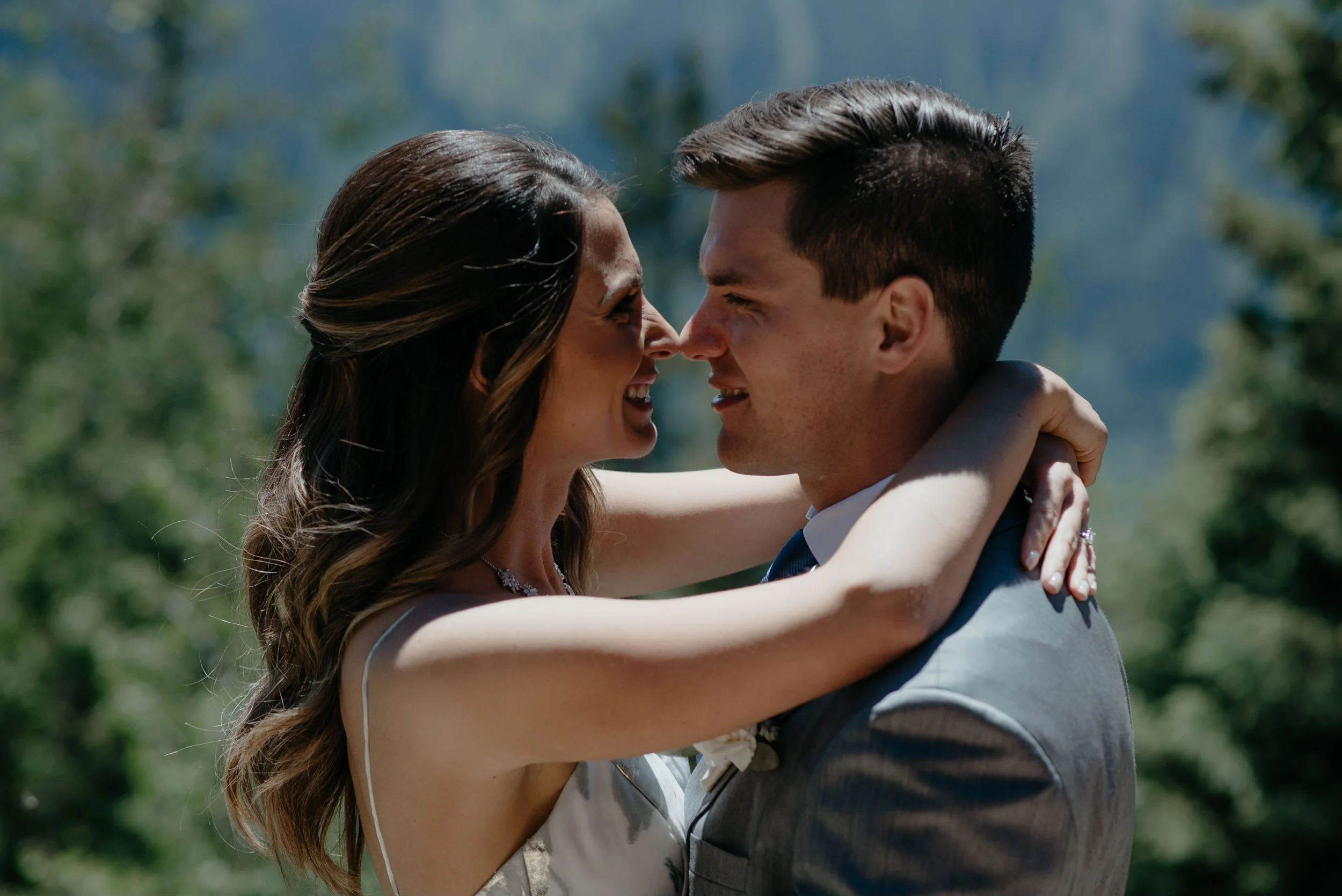  Aspen, Colorado wedding venue The Little Nell. Colorado elopement photographer. 