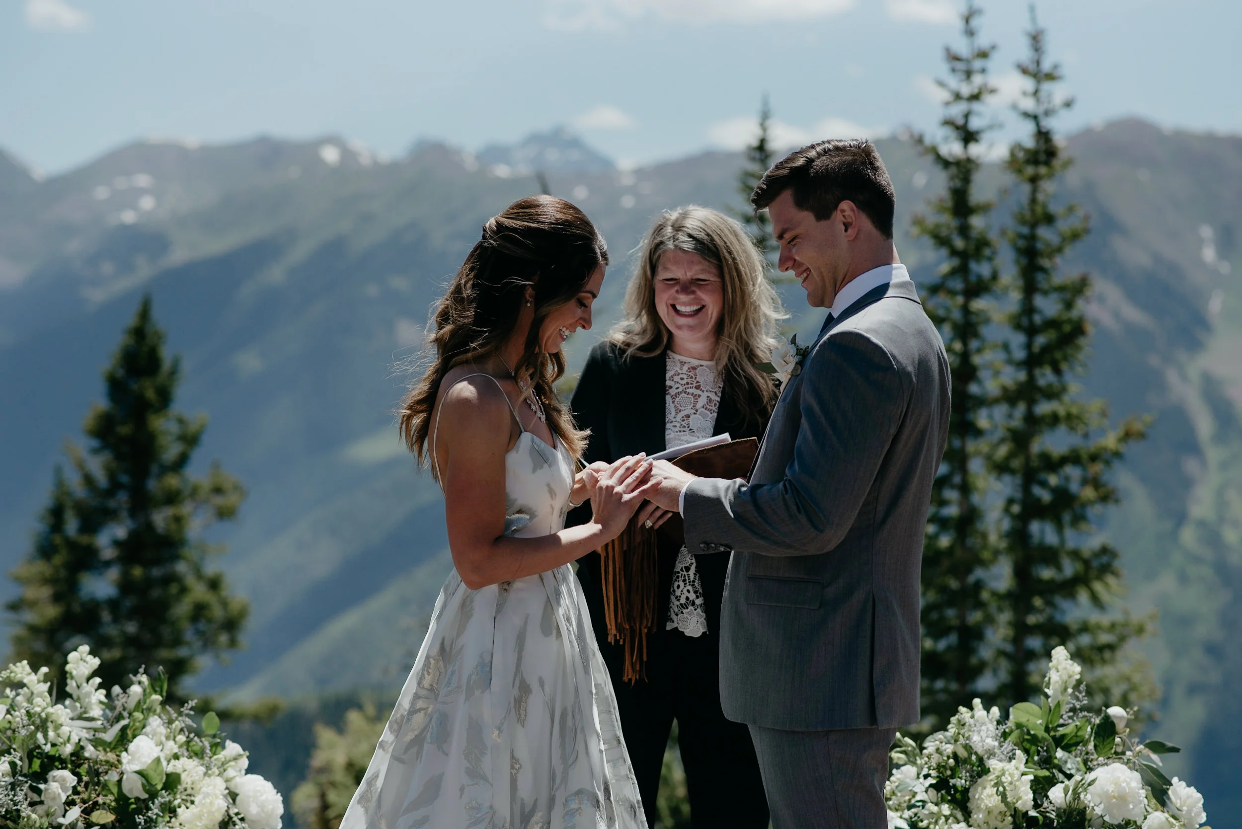  Ceremony at the Aspen wedding deck 