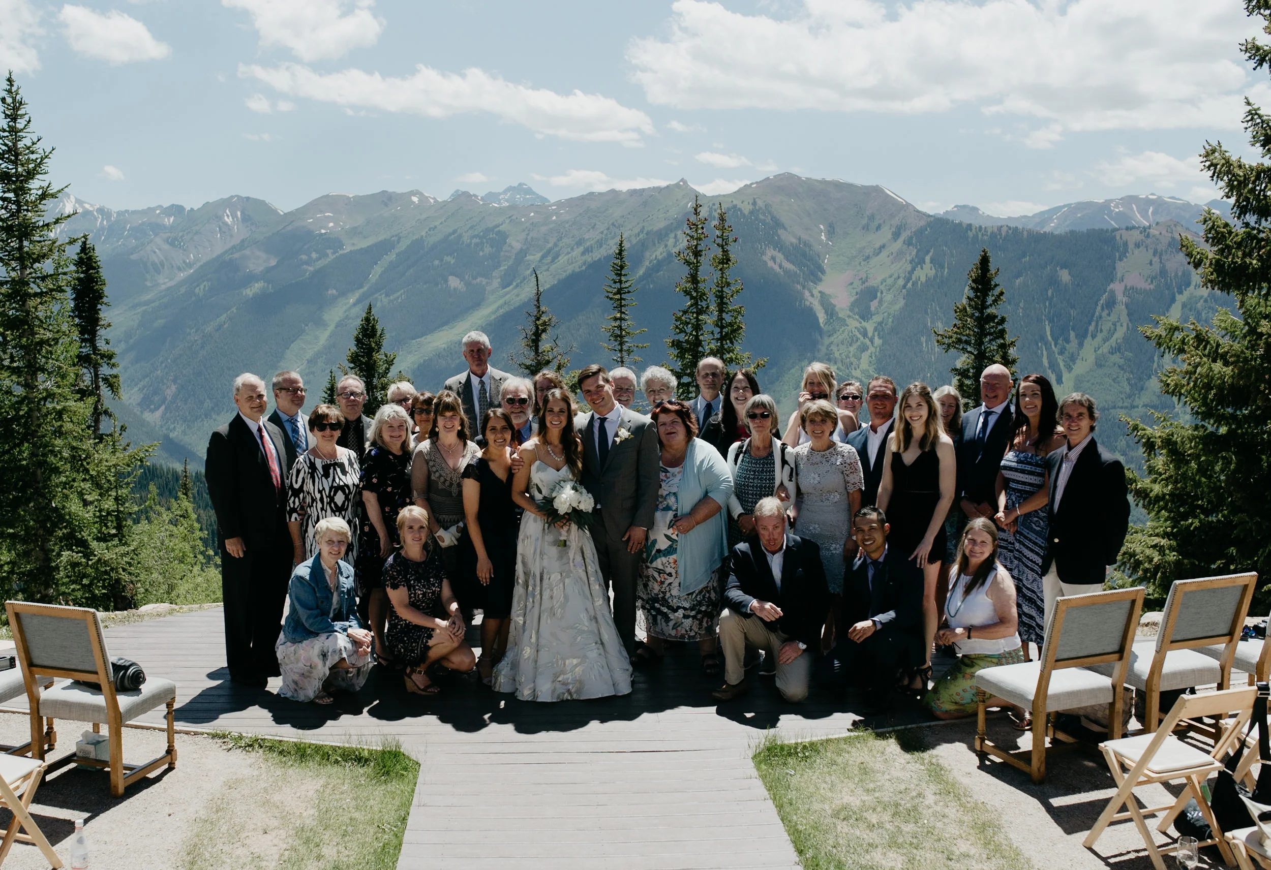 Group photo of wedding at The Little Nell 