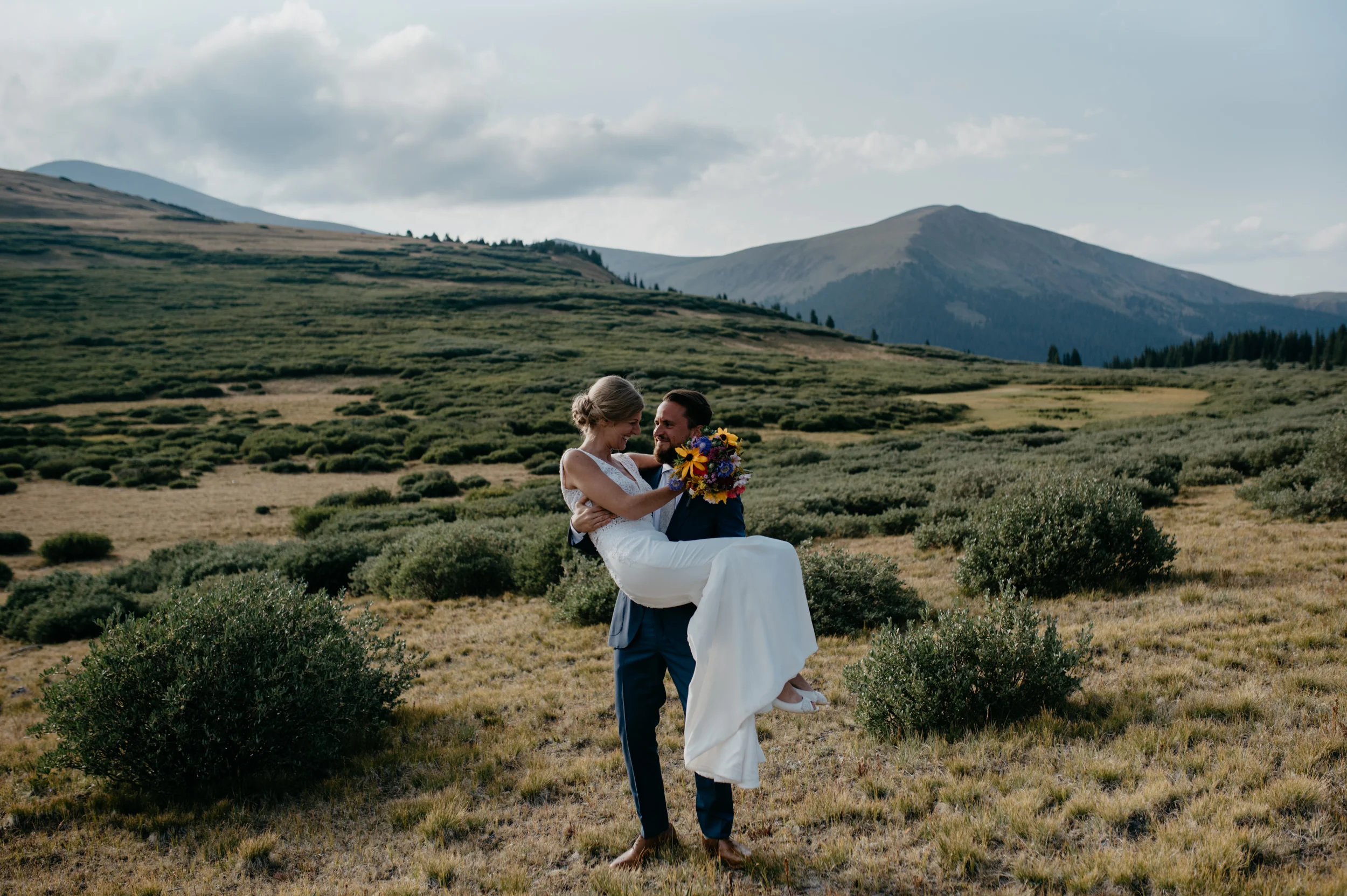  Denver, Colorado based elopement and wedding photographer. 
