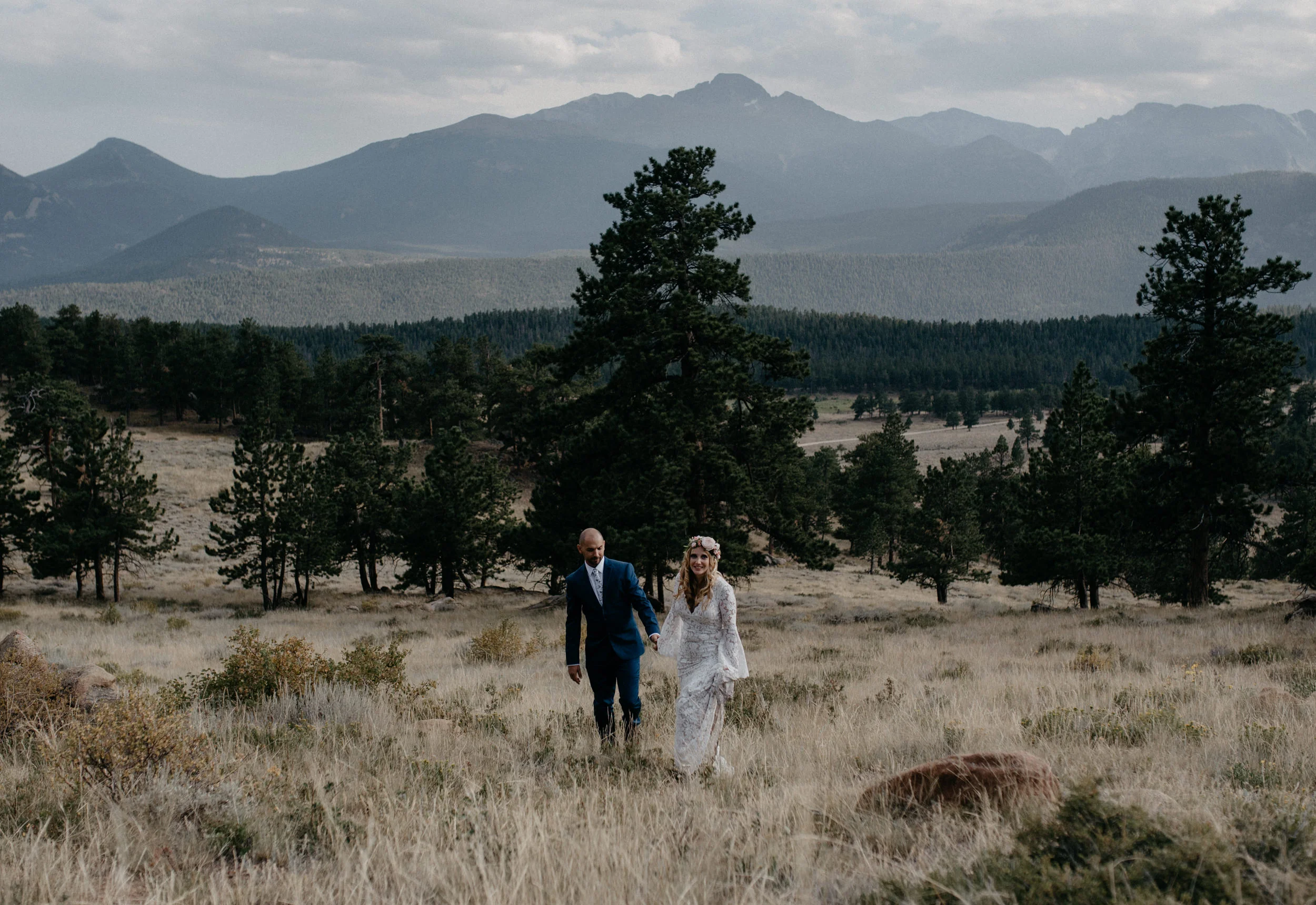  Colorado elopement photos at 3M Curve. Rocky Mountain National Park wedding photographer. 