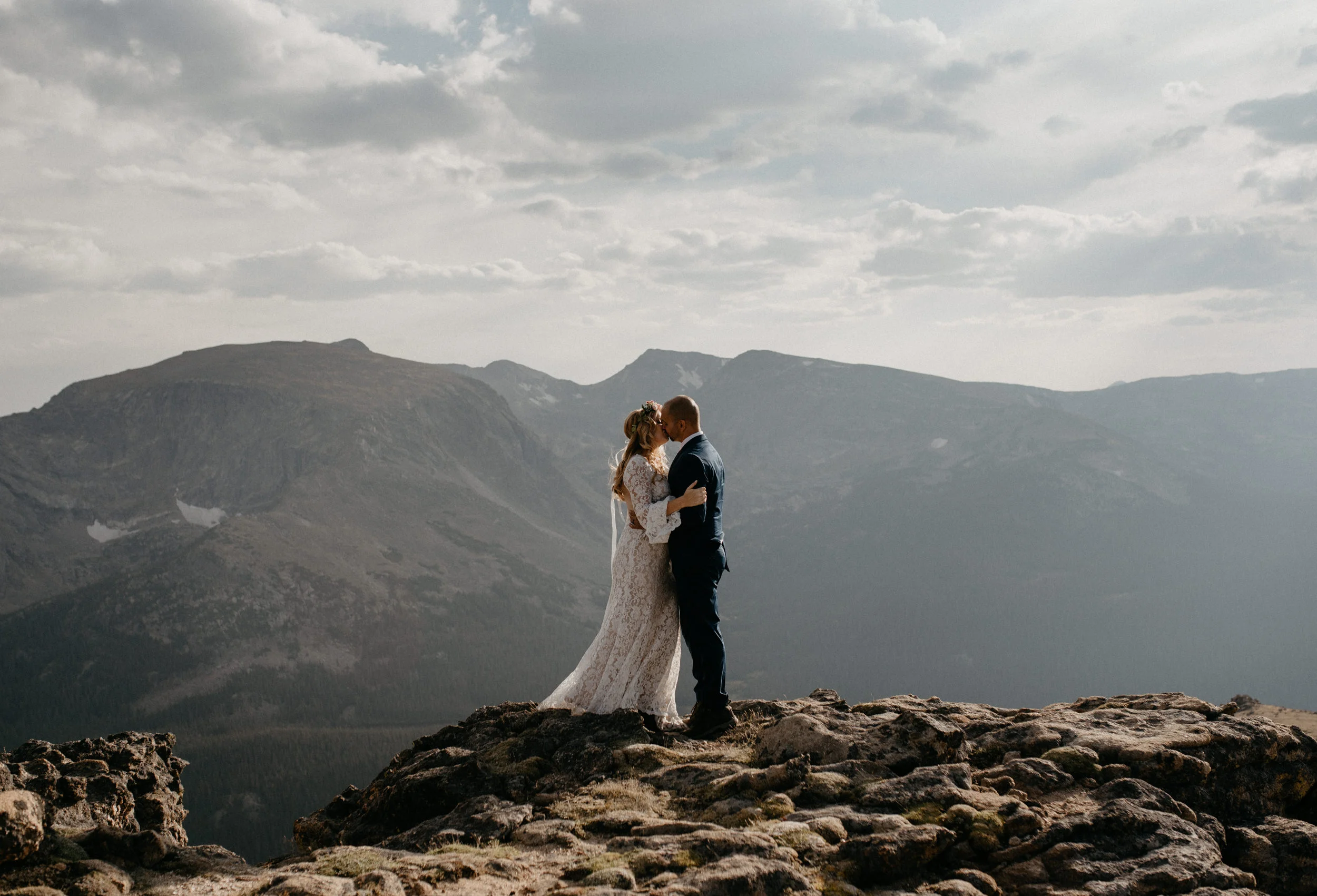  Denver, Colorado based intimate wedding photographer. Rocky Mountain National Park elopement. 