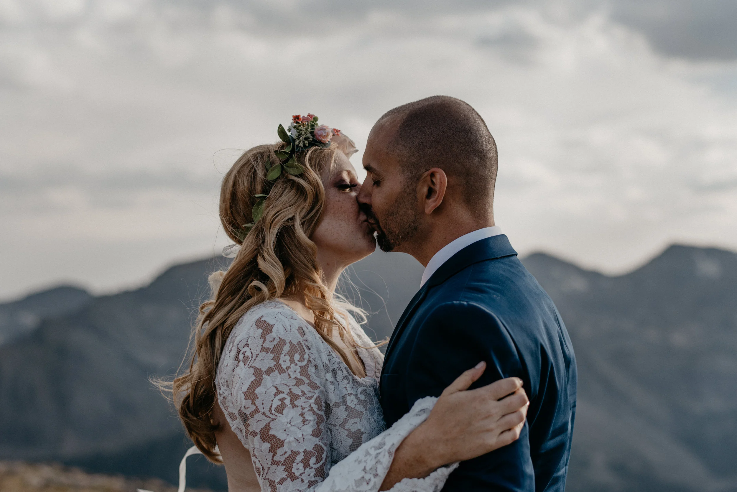  Colorado boho wedding photographer. Epic adventure elopement in Rocky Mountain National Park. 