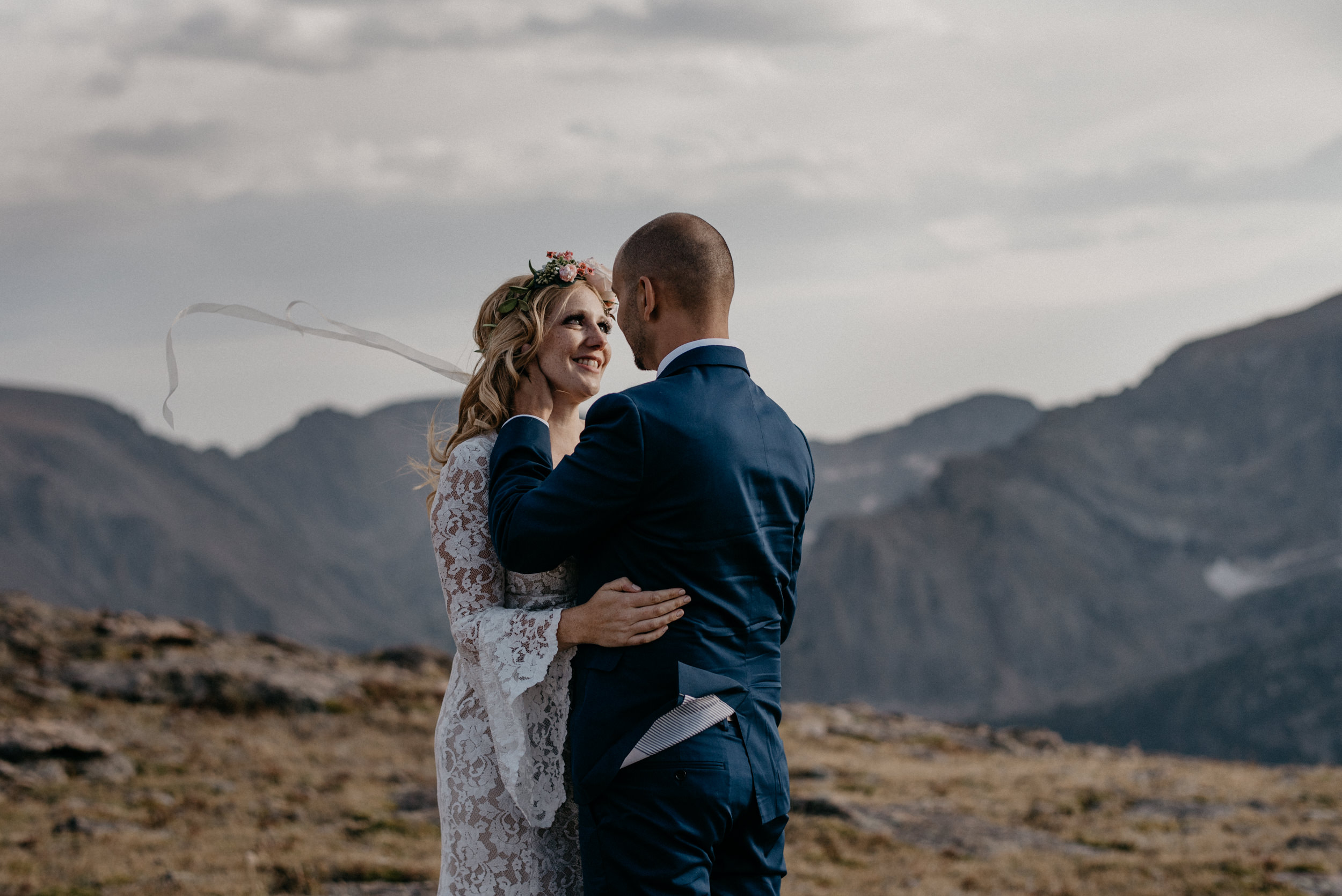  Boho elopement in Rocky Mountain National Park. Colorado elopement and wedding photographer. 