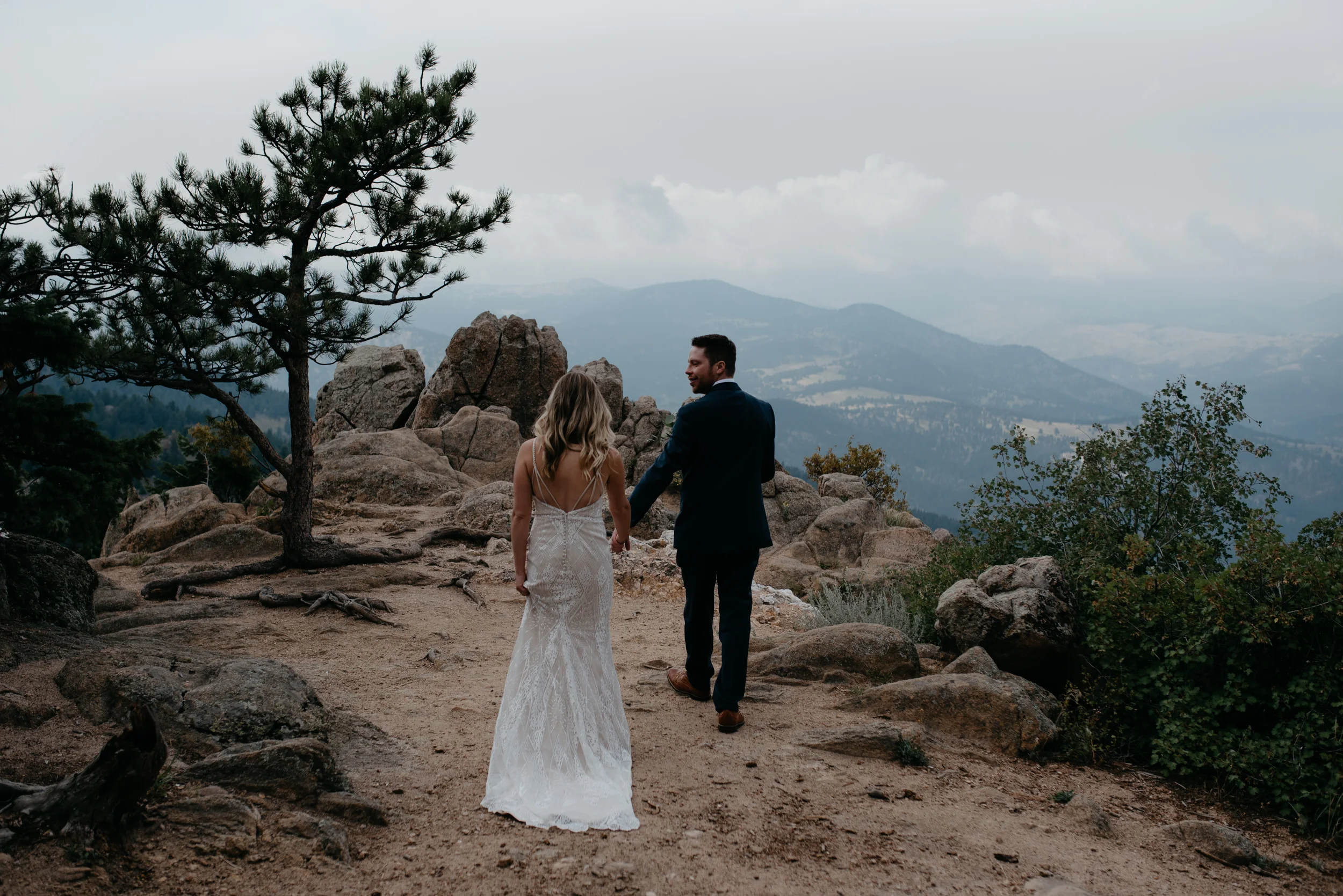  Boulder, Colorado adventure wedding and elopement photographer. Mountain elopement at Lost Gulch. 
