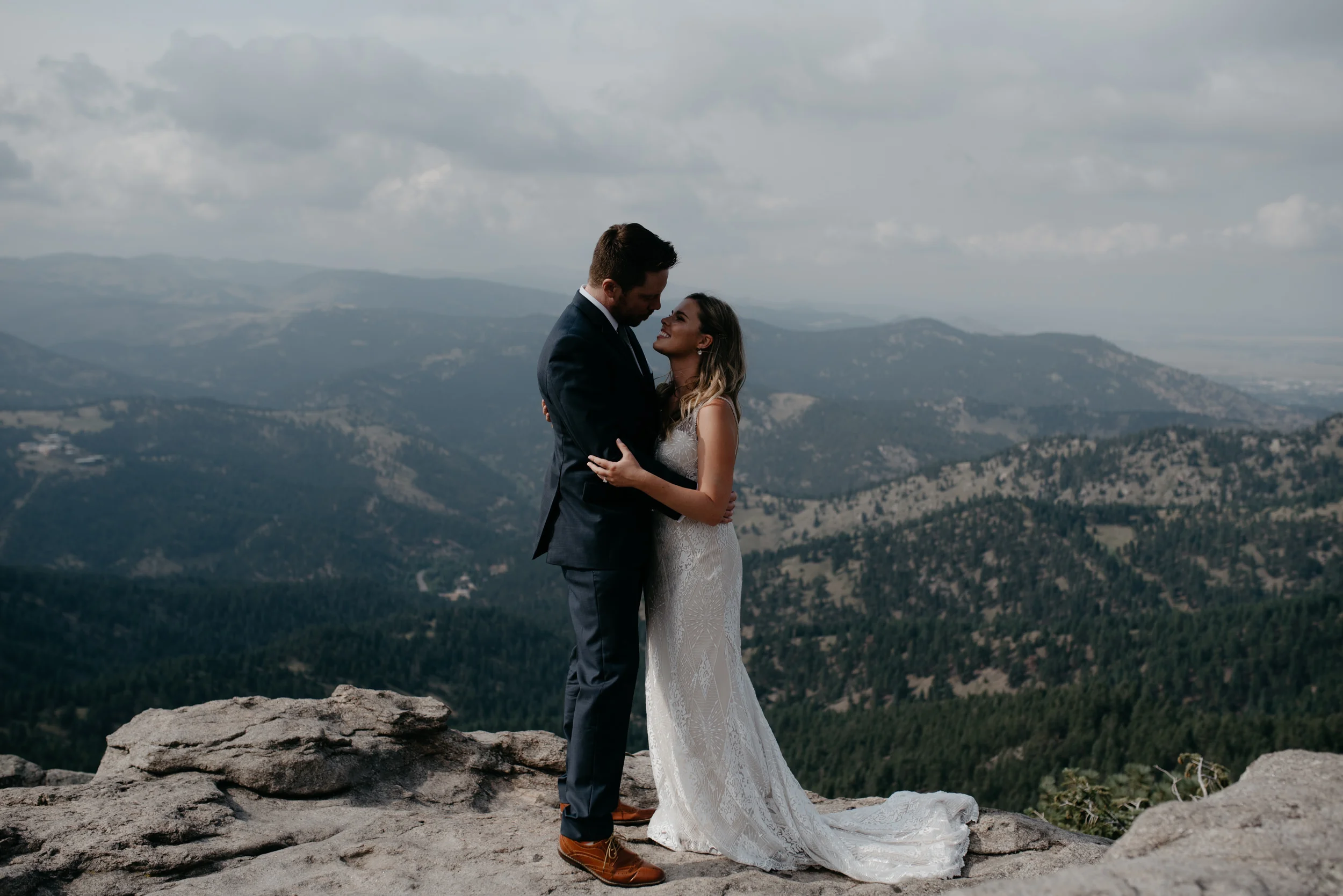  Boulder elopement photos. Colorado adventure wedding photographer. 