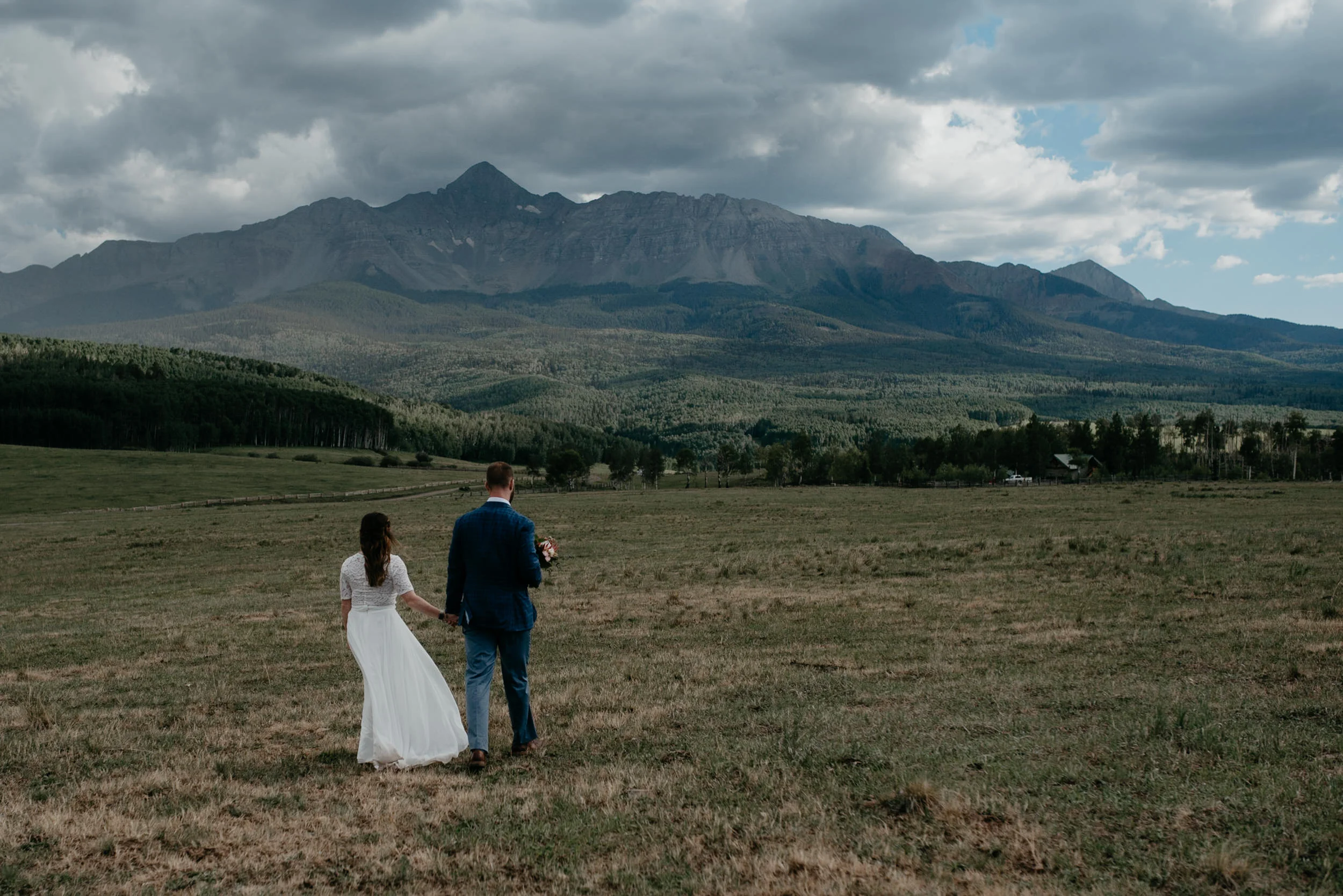 A TELLURIDE, COLORADO MOUNTAIN ELOPEMENT 