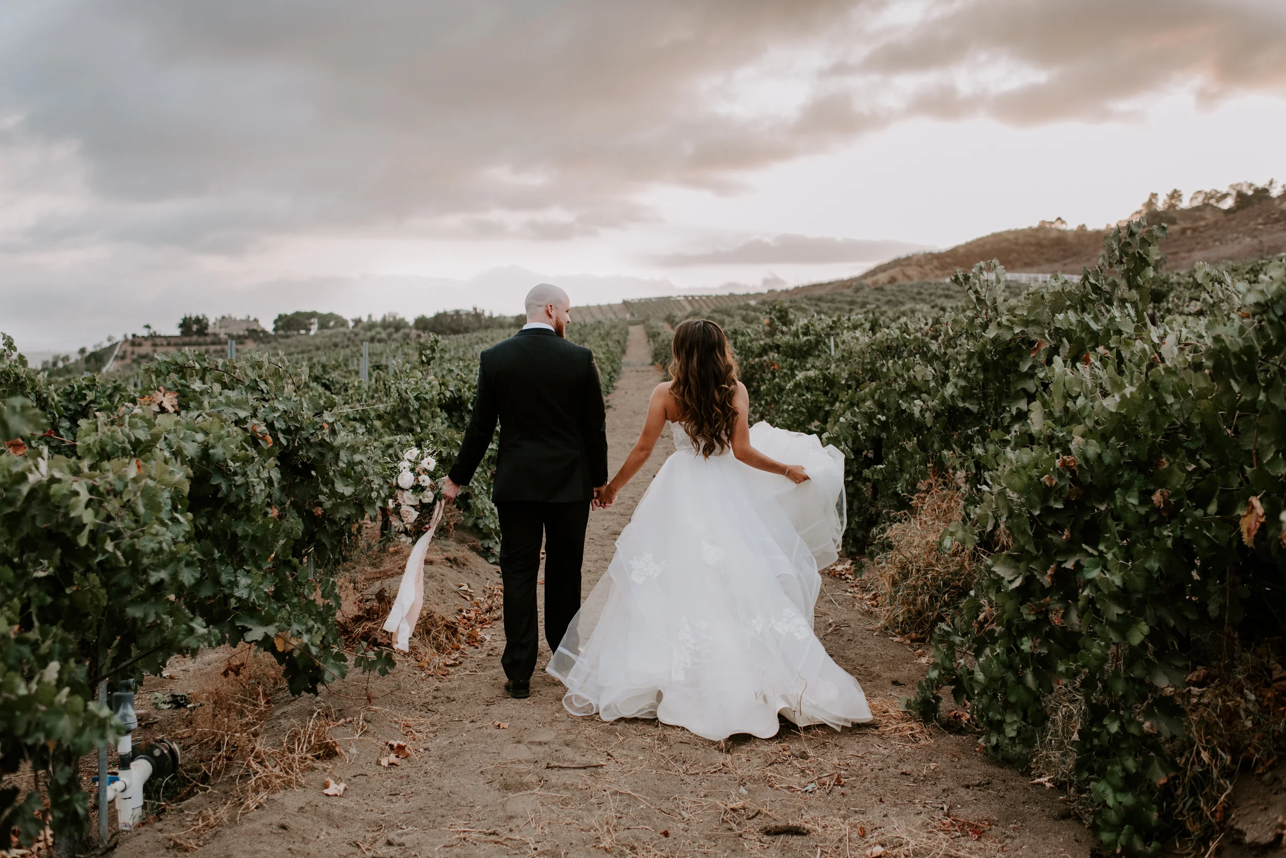 A TEMECULA, CALIFORNIA WEDDING AT FAZELI CELLARS 
