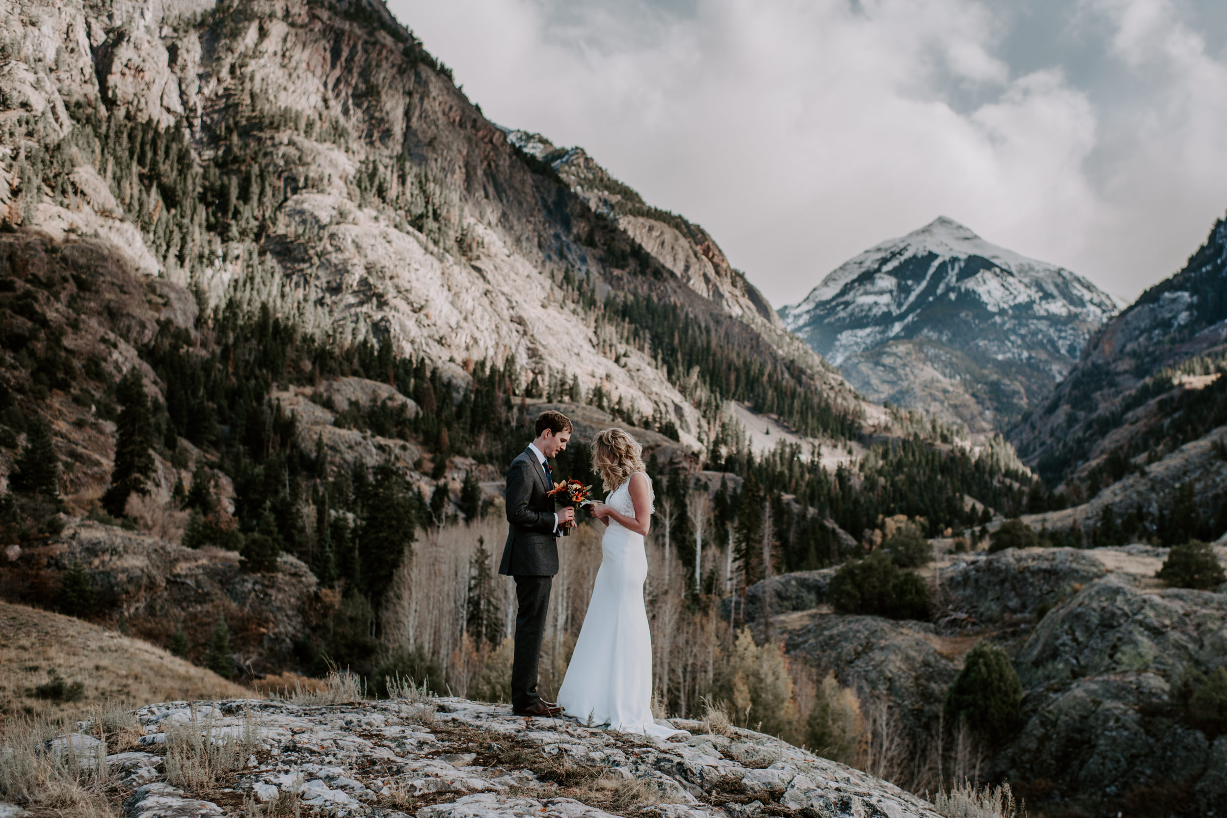  Wedding ceremony, Ouray elopement. Colorado wedding photographer. 