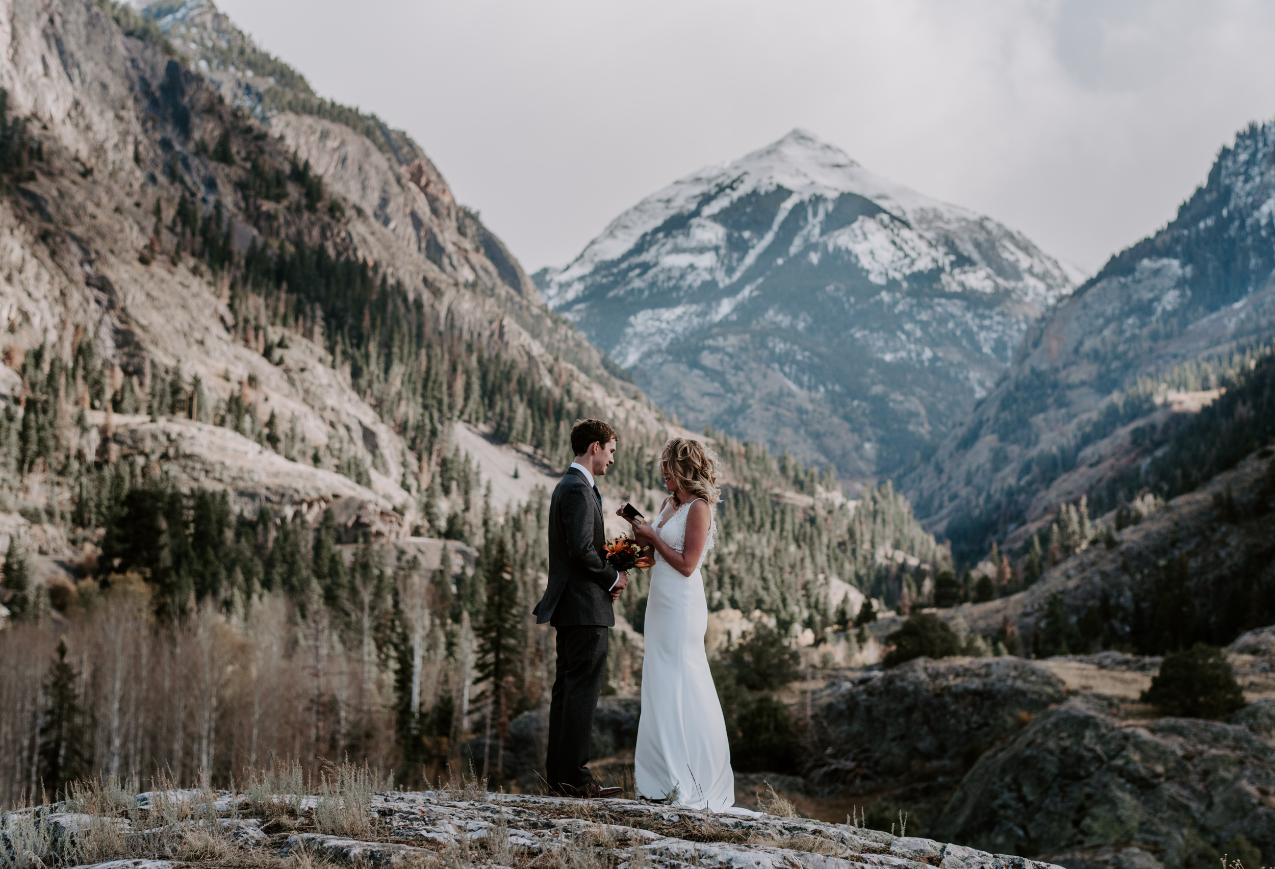  Elopement ceremony in Ouray, Colorado. Denver wedding and elopement photographer. Adventure mountain wedding 