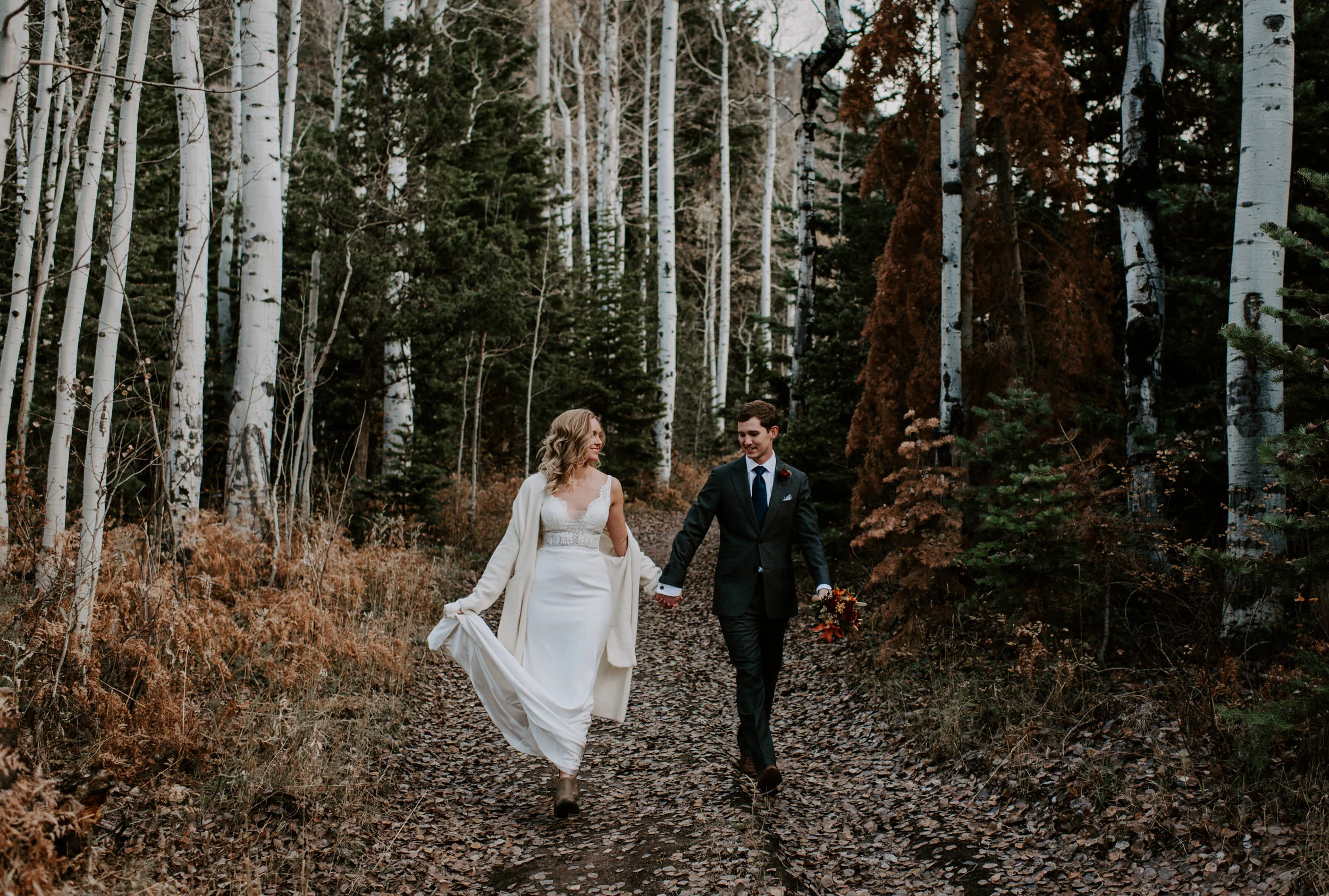  Adventure mountain elopement photos in Ouray, Colorado in the fall. Alyssa Reinhold is a Ouray wedding and elopement photographer based in Colorado. 