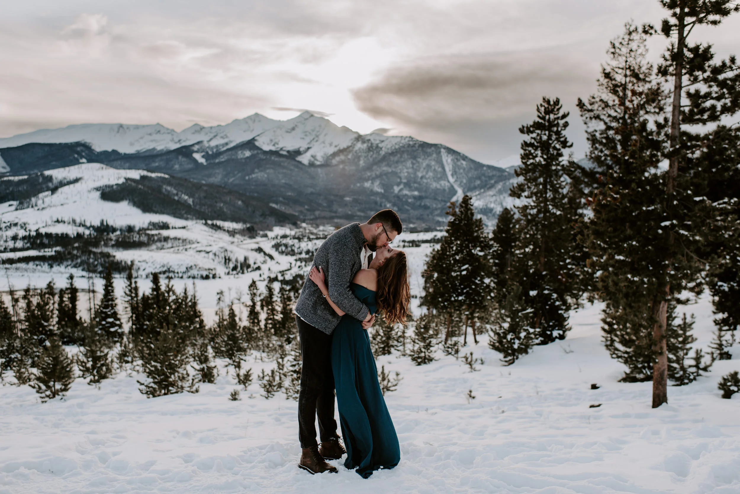  Engagement photos in Breckenridge, Colorado. Winter engagement session. Colorado mountain couples photos at Sapphire Point Overlook. 